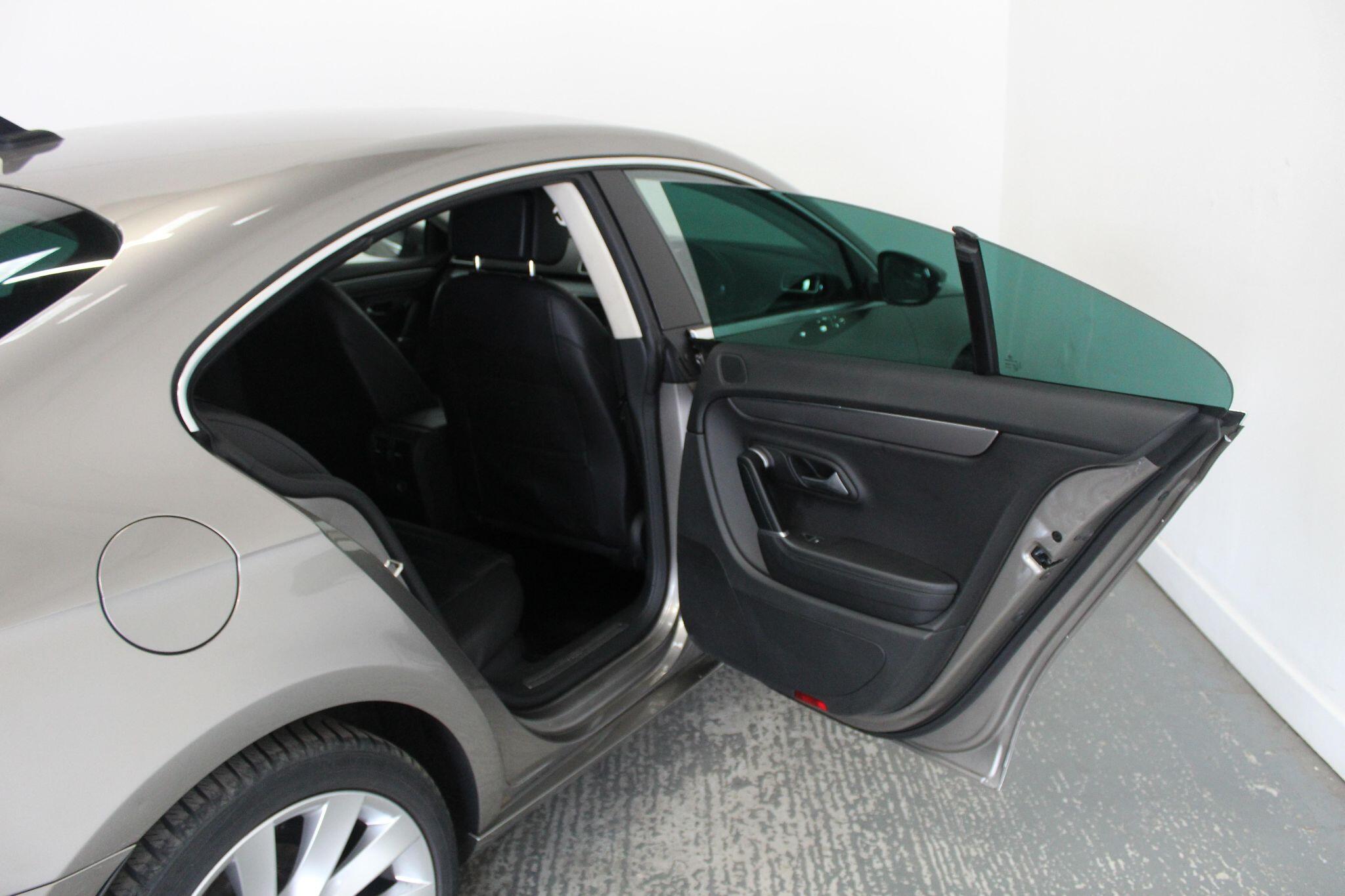 Volkswagen CC view 26