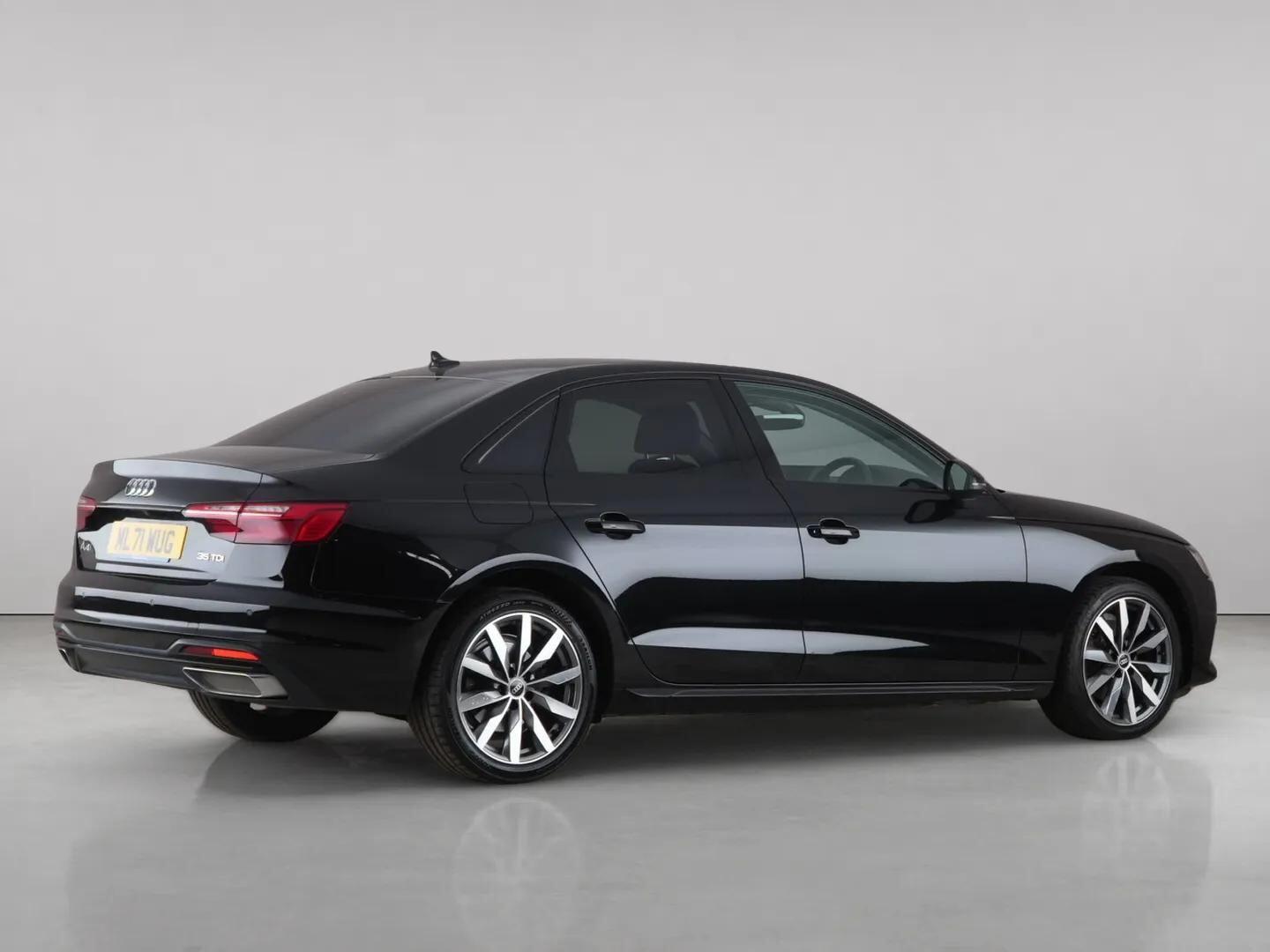 Audi A4 view 8