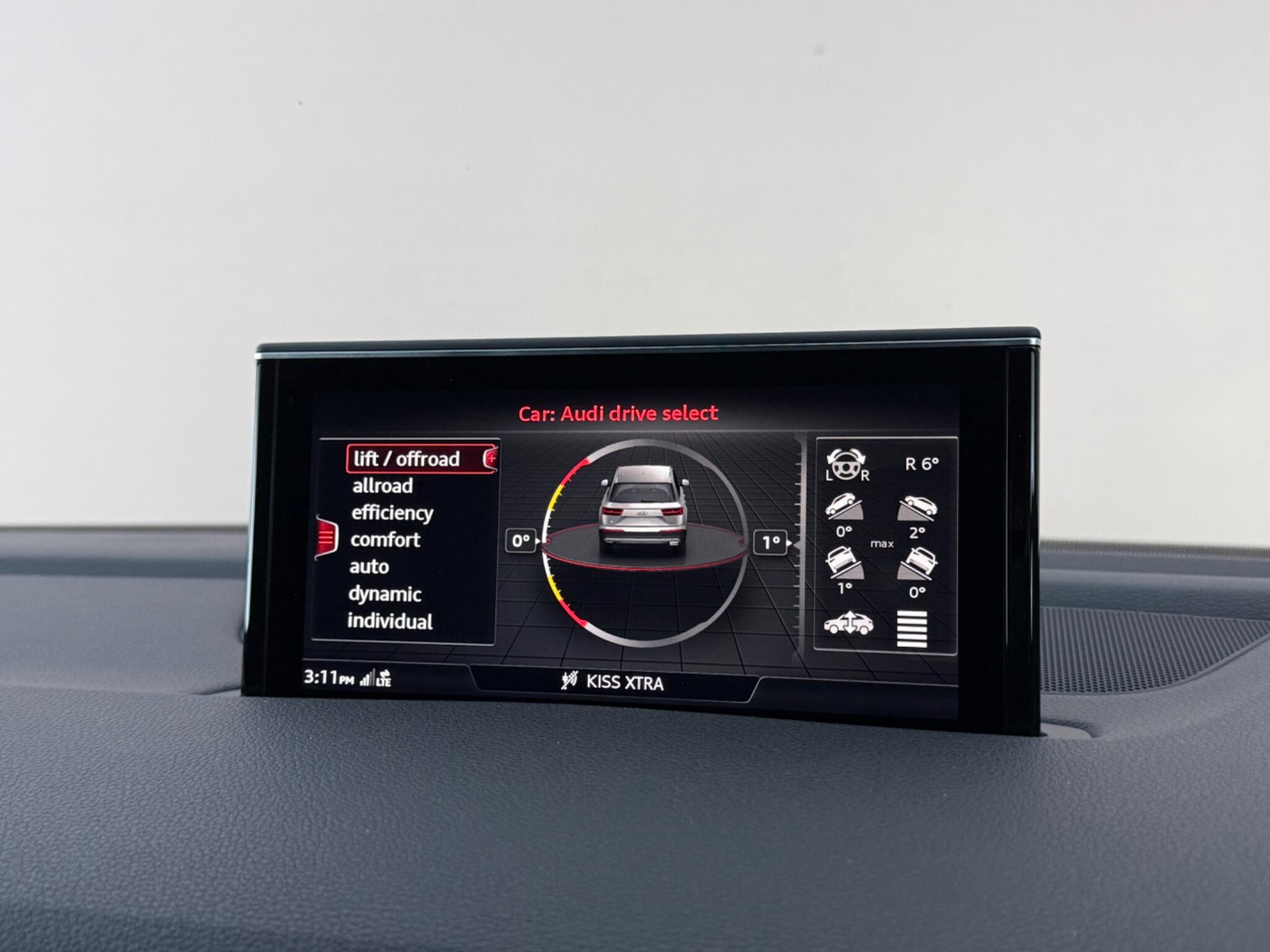 Audi Q7 view 22