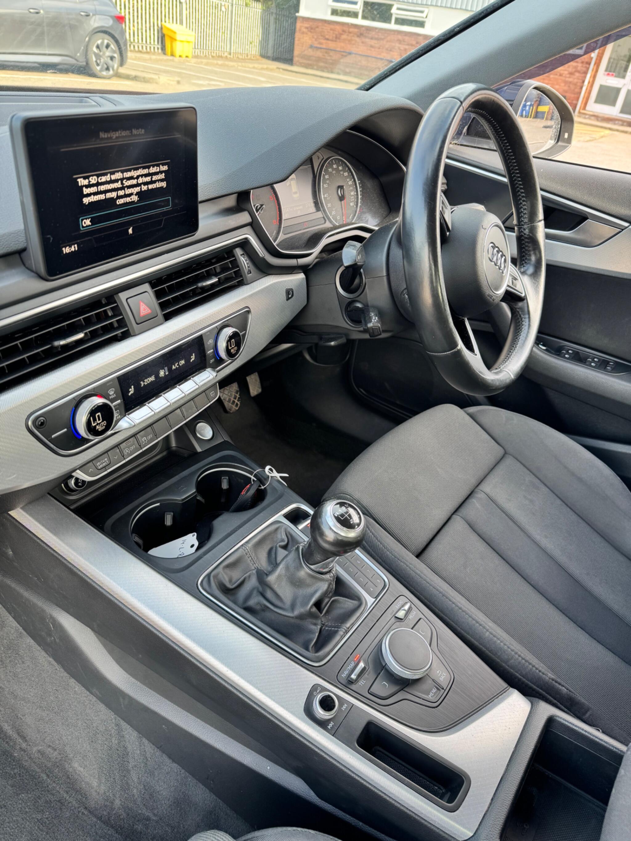 Audi A4 view 22