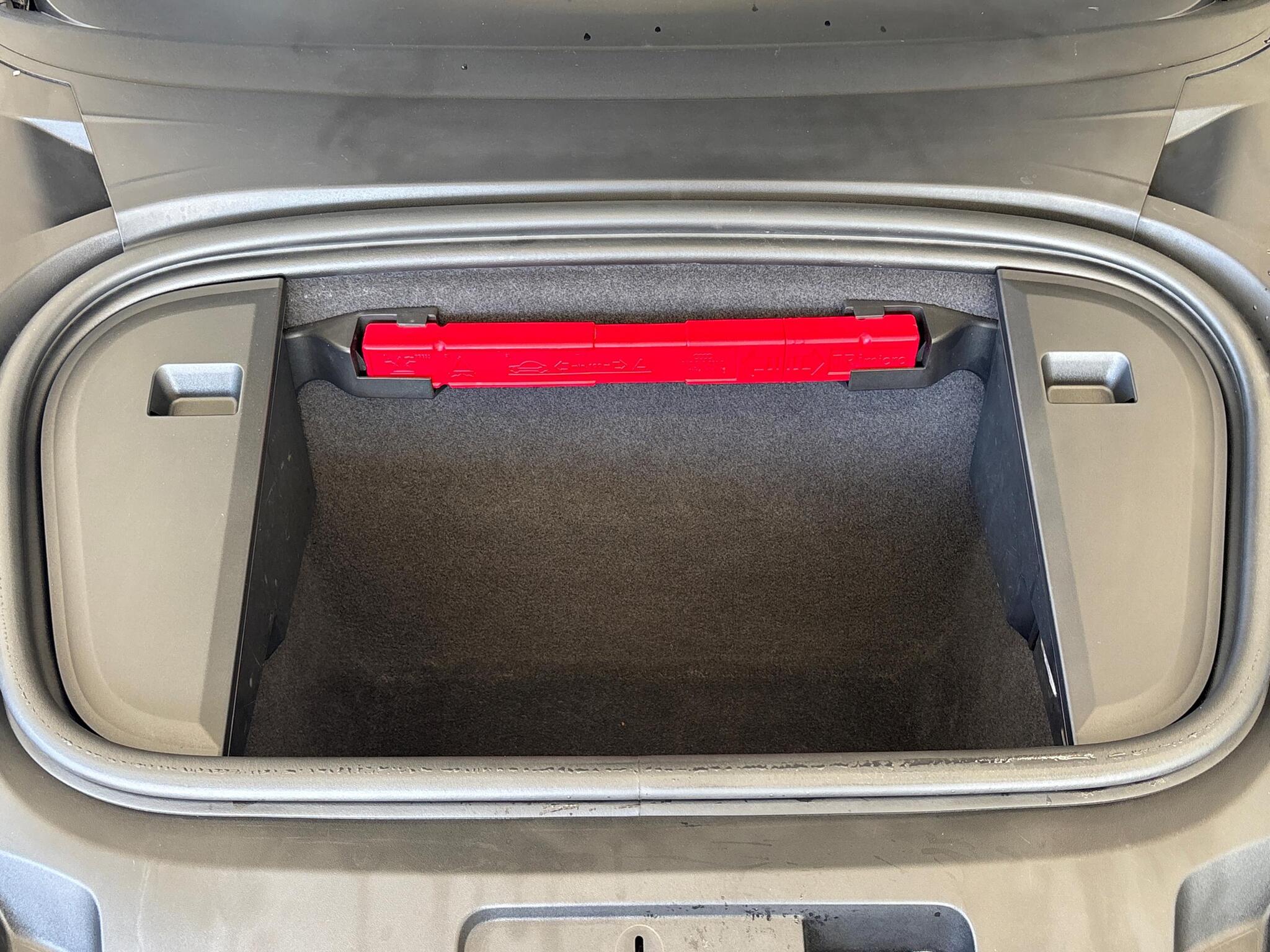 Porsche Taycan view 19