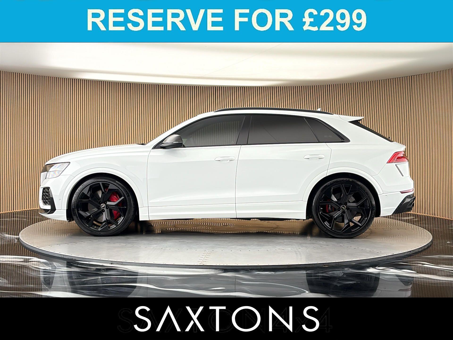 Audi RS Q8 view 20