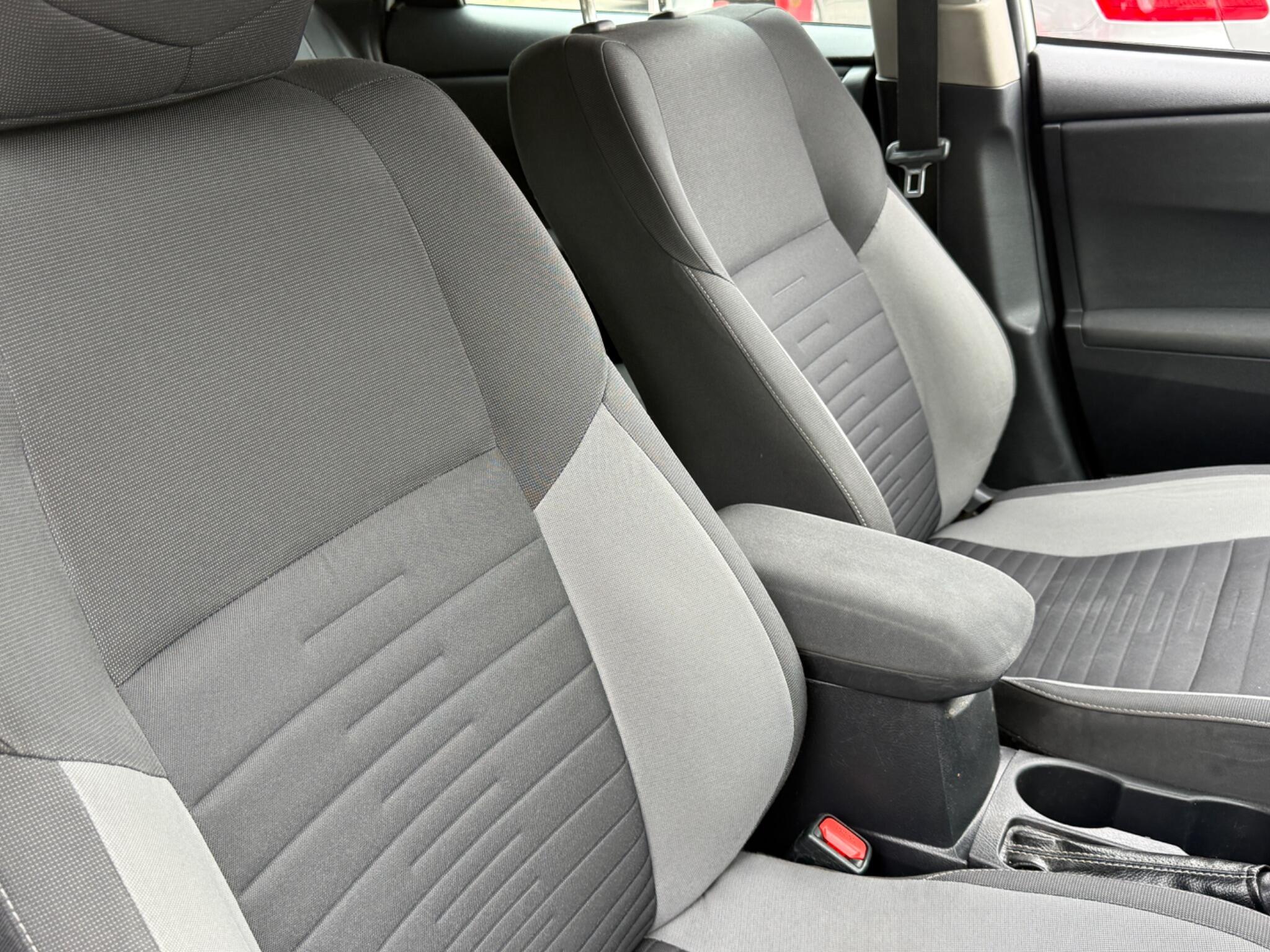 Toyota Auris - Image 31