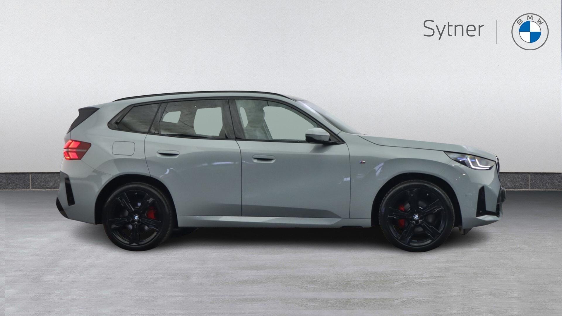 BMW X3 view 3