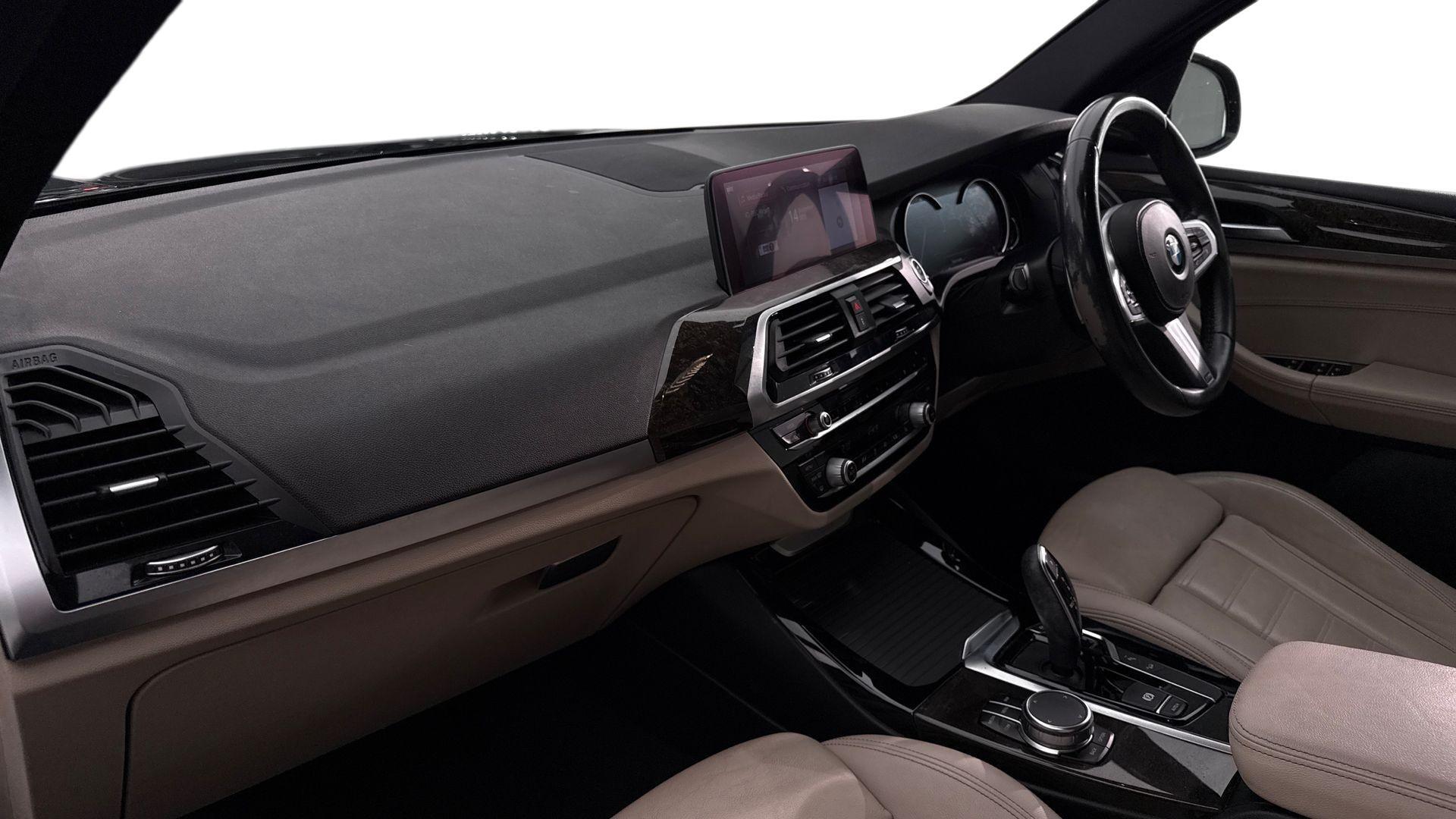 BMW X3 view 7