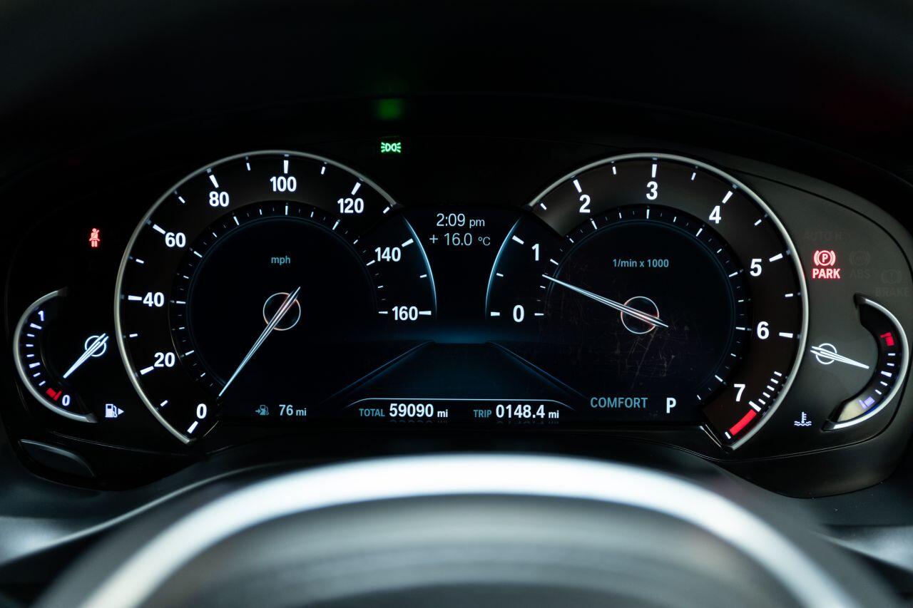 BMW X3 view 20