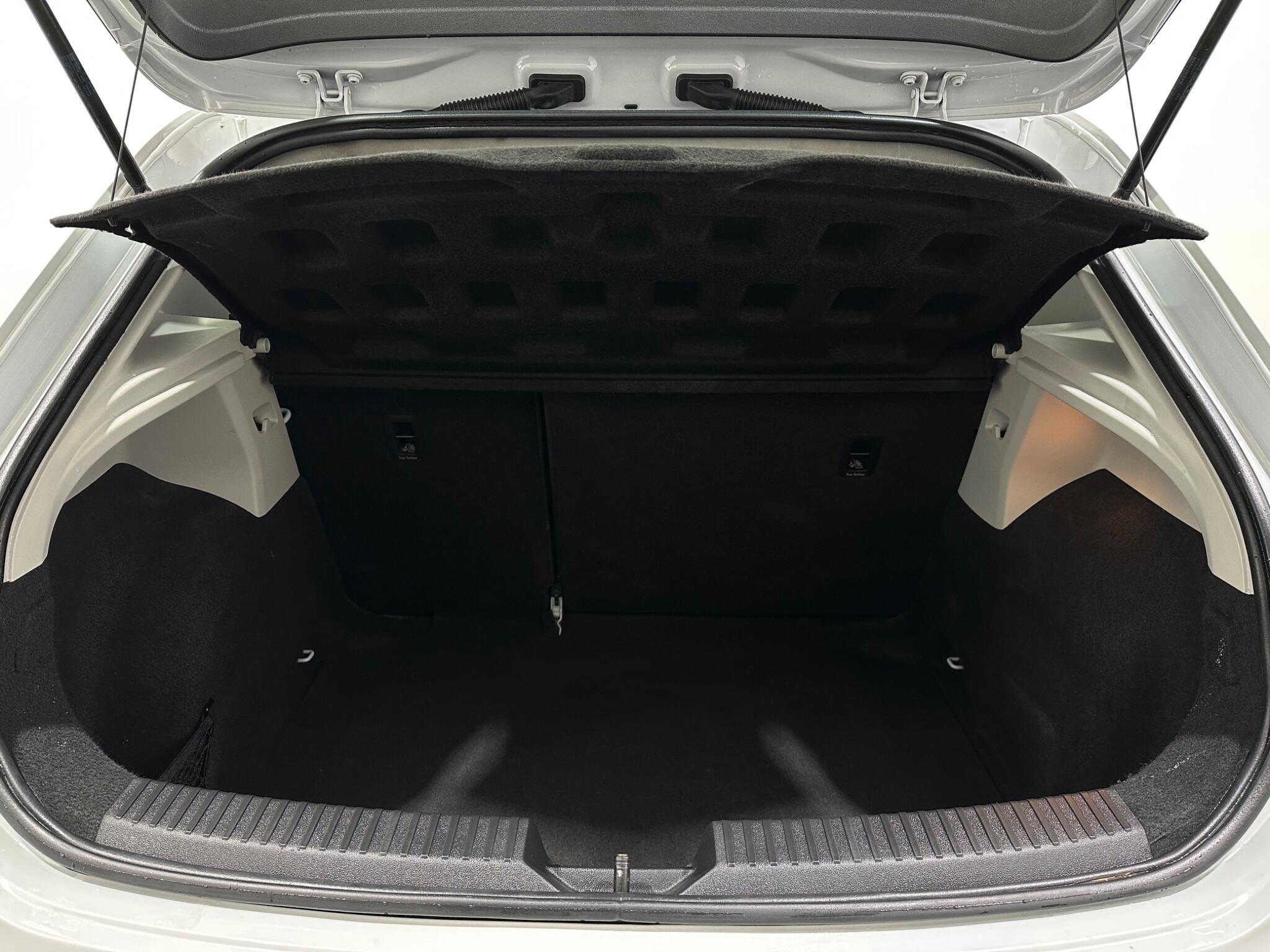 Seat Leon view 45