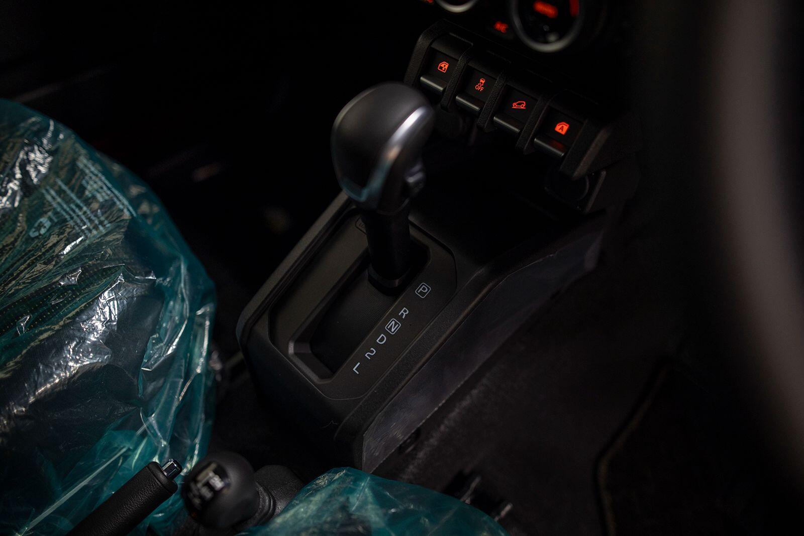 Suzuki Jimny view 24