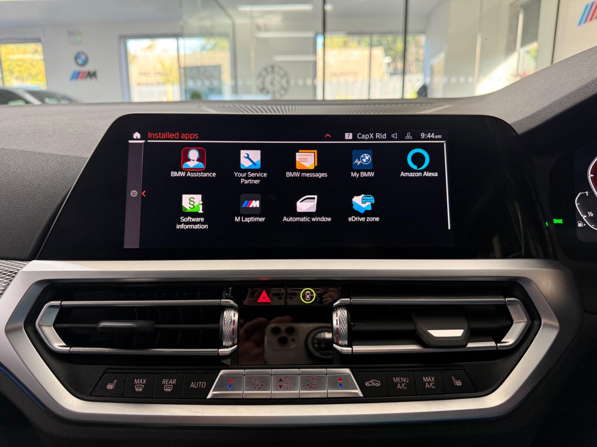 BMW 3 Series view 15