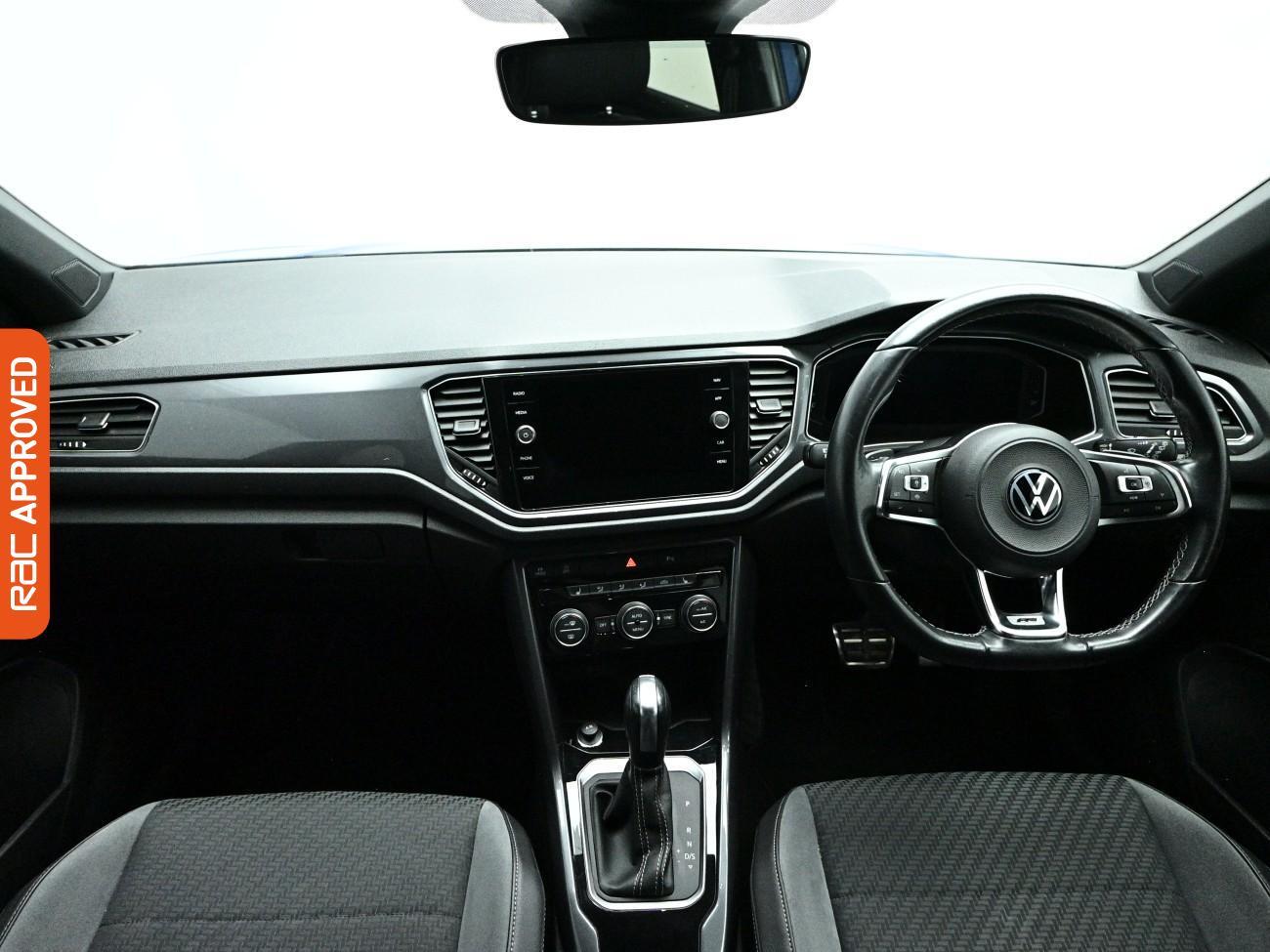 Volkswagen T-Roc view 2