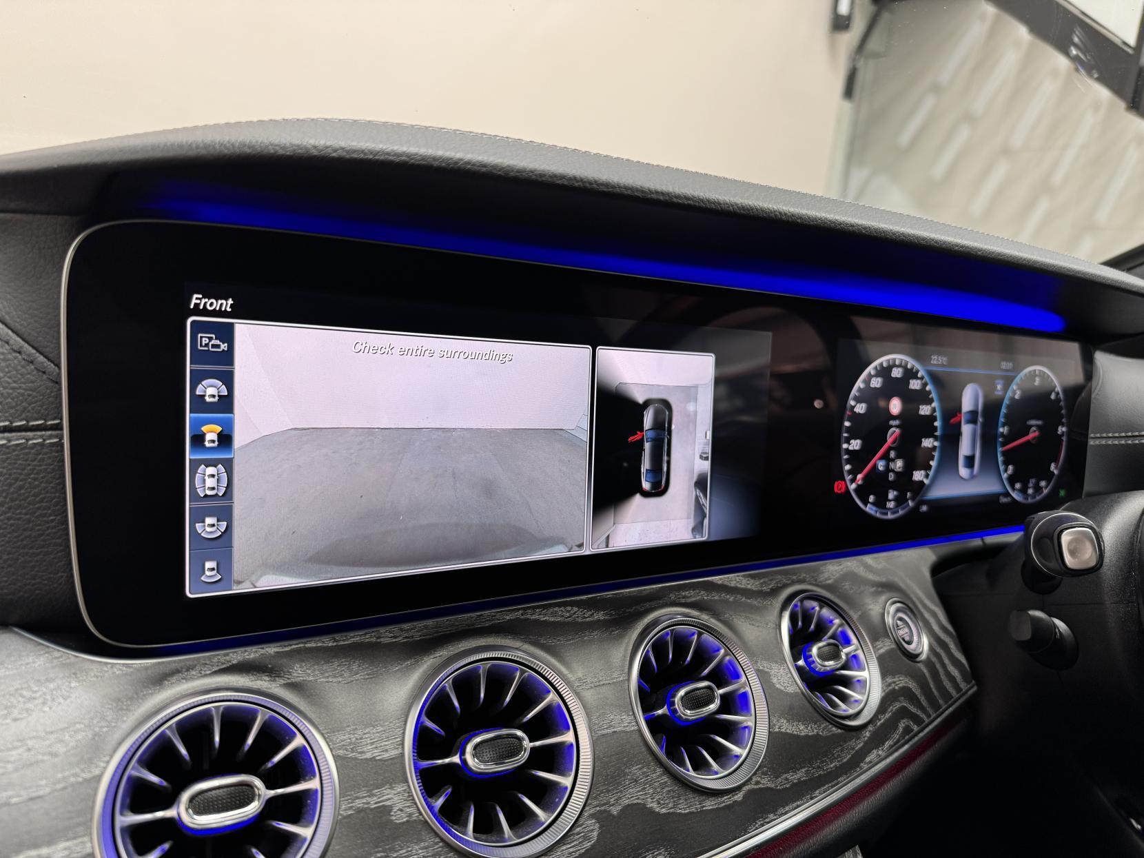 Mercedes-Benz CLS view 57