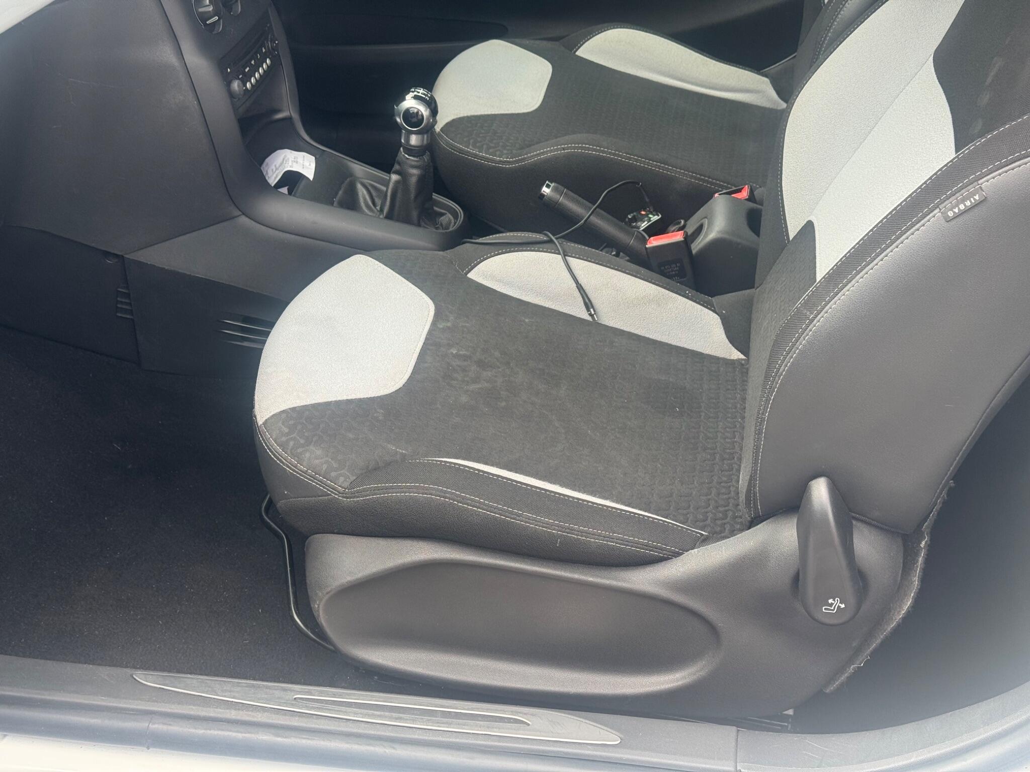Citroen DS3 view 16