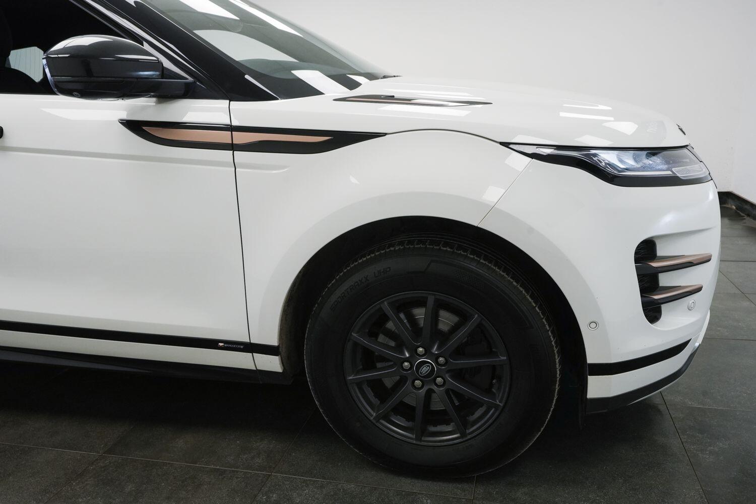 Land Rover Range Rover Evoque view 4