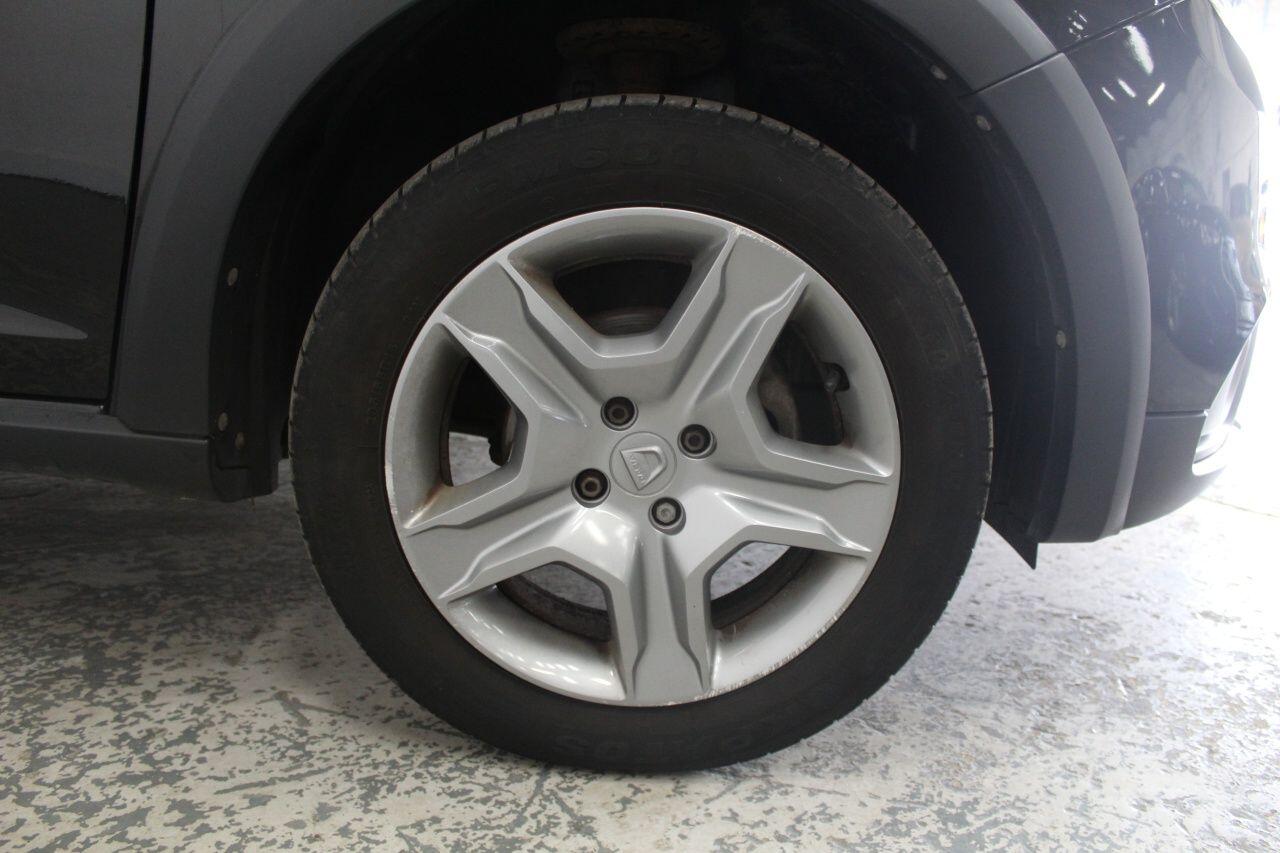 Dacia Sandero view 55
