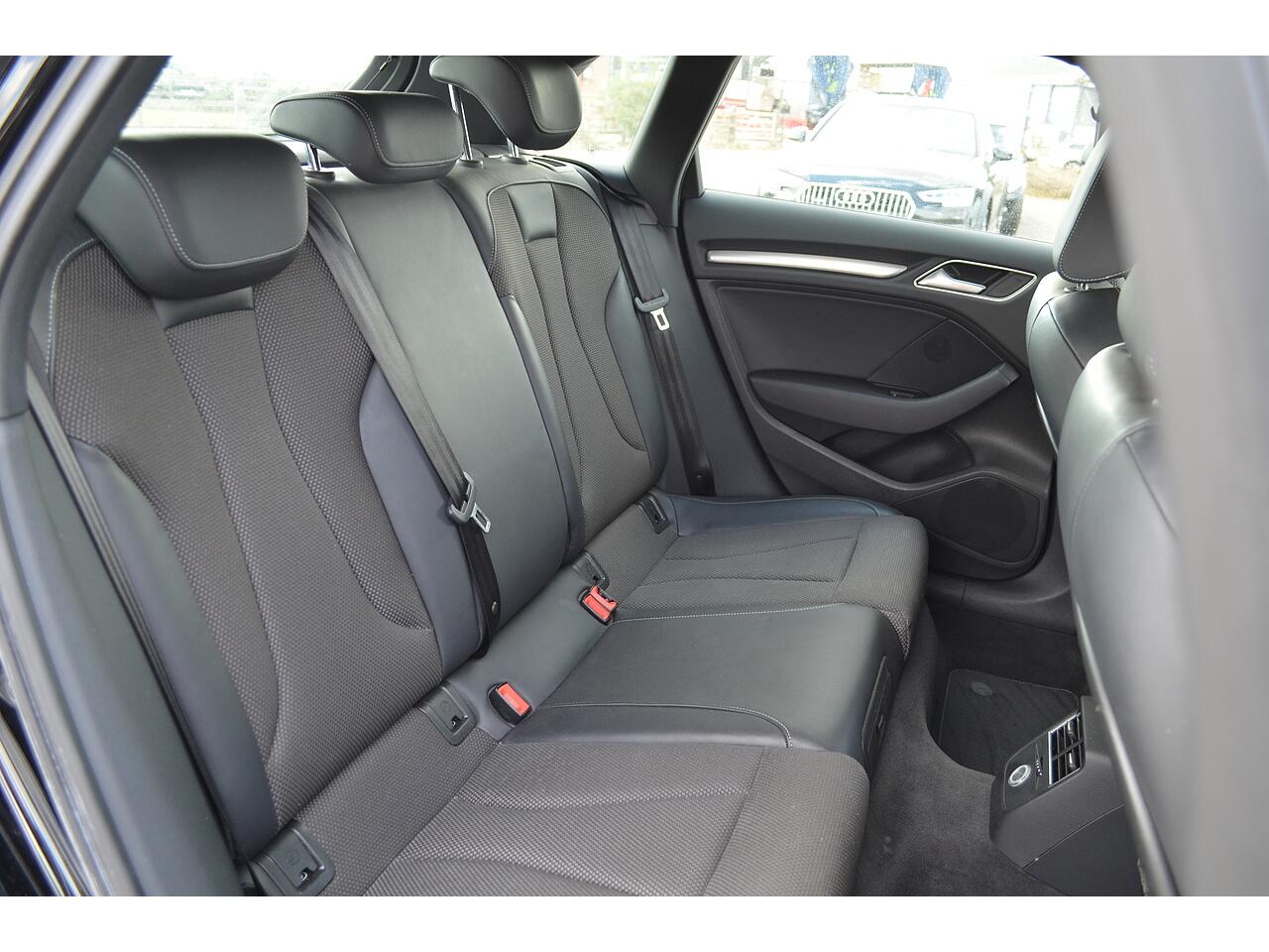 Audi A3 view 38