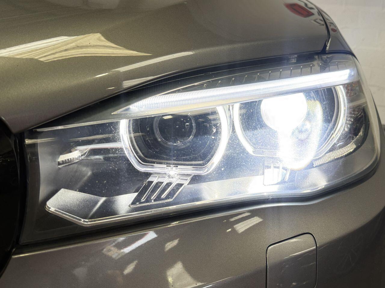 BMW X6 view 27