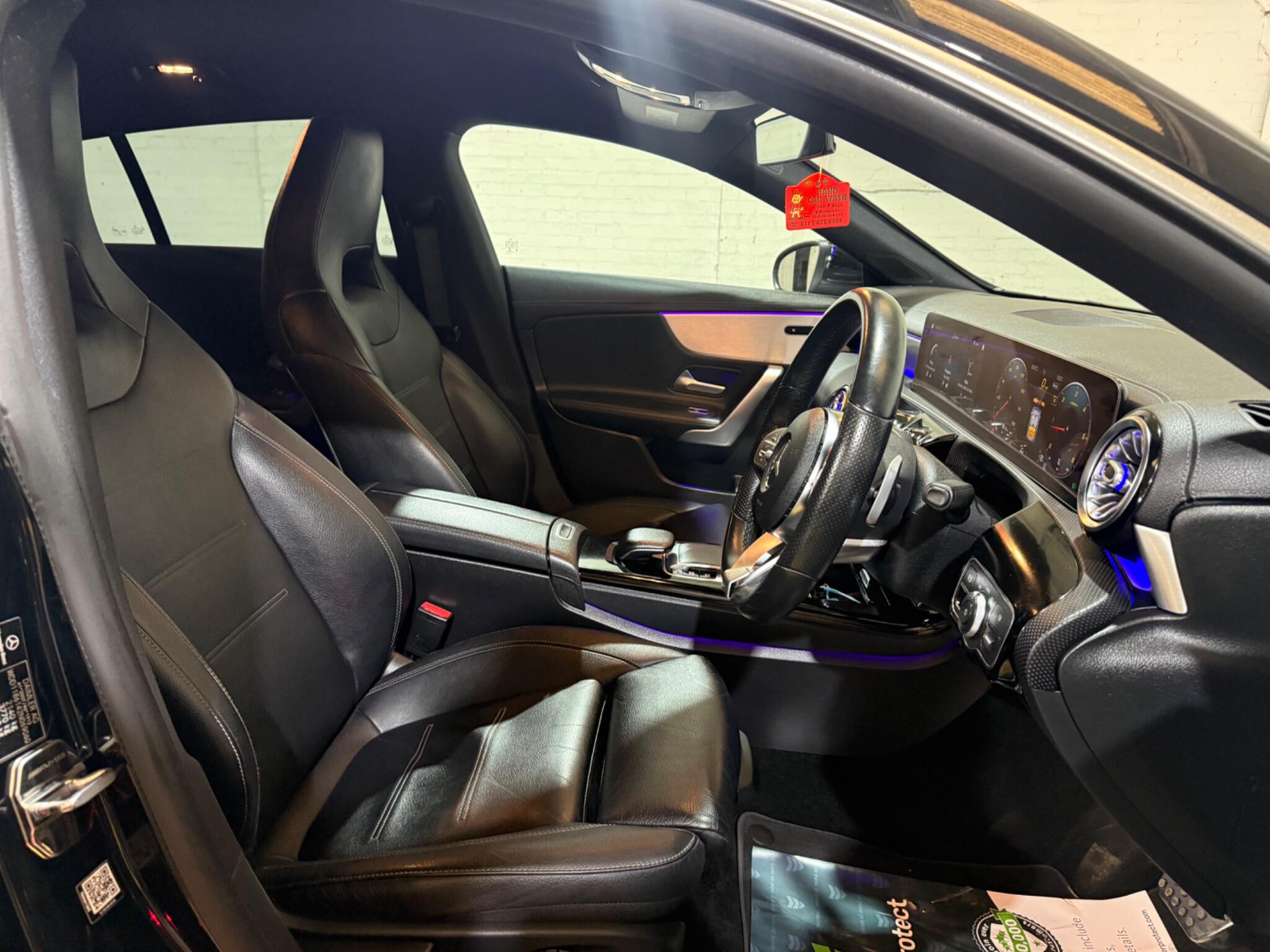 Mercedes-Benz Cla view 24