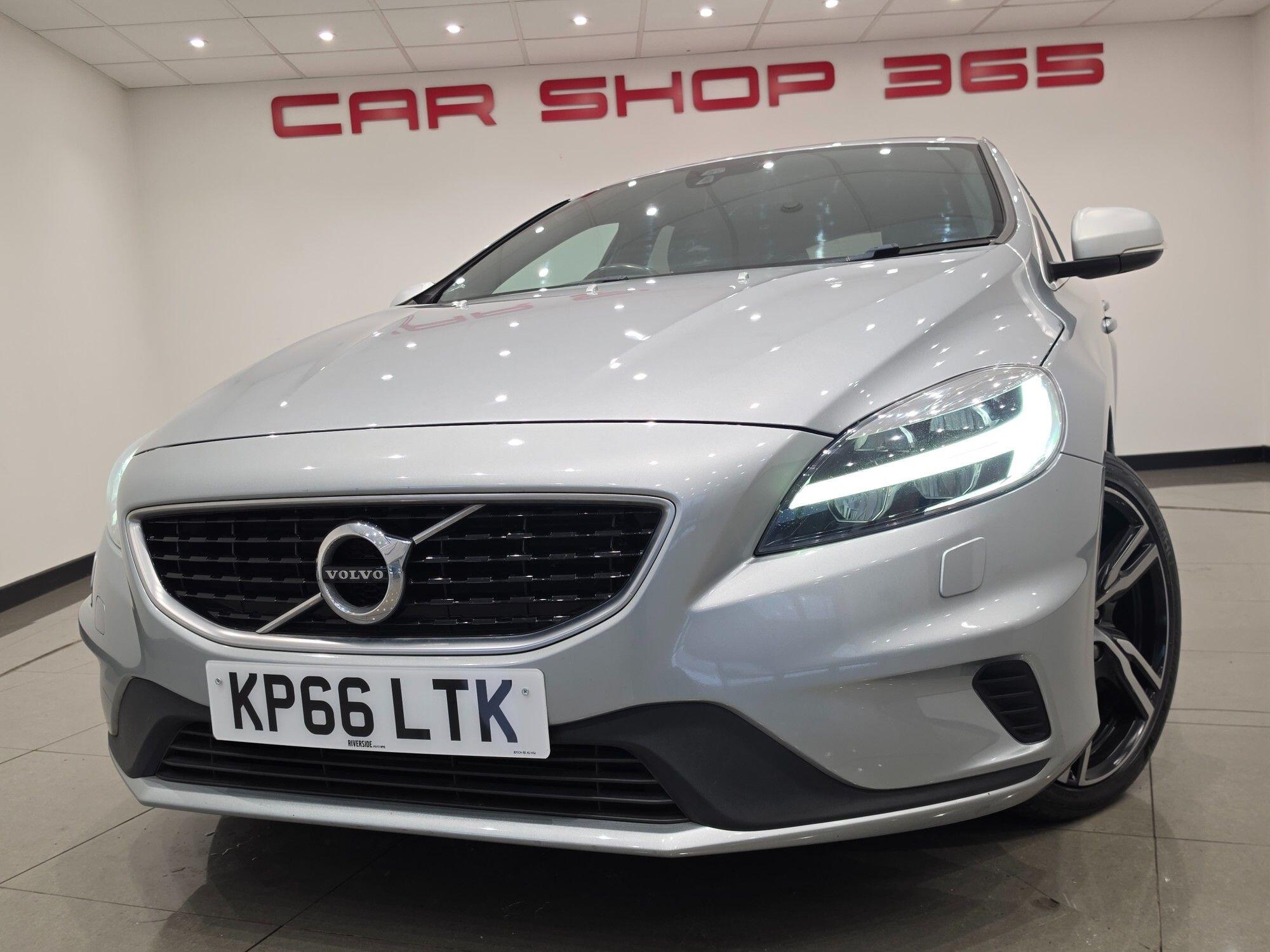 Volvo V40 view 44