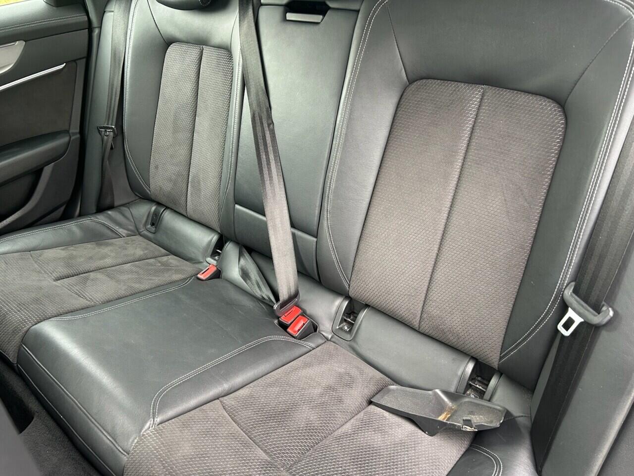 Audi A6 view 22