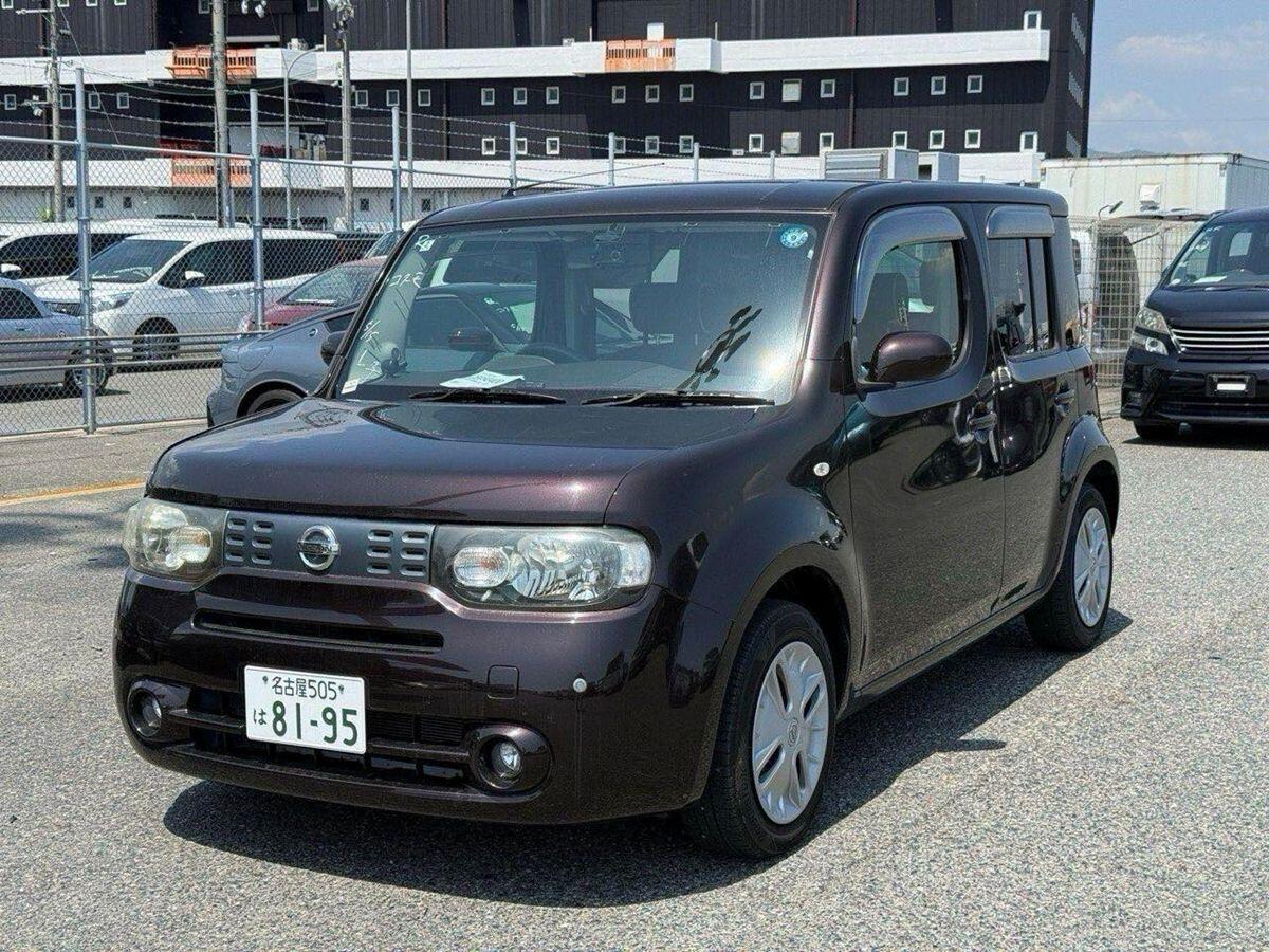 Nissan Cube view 4