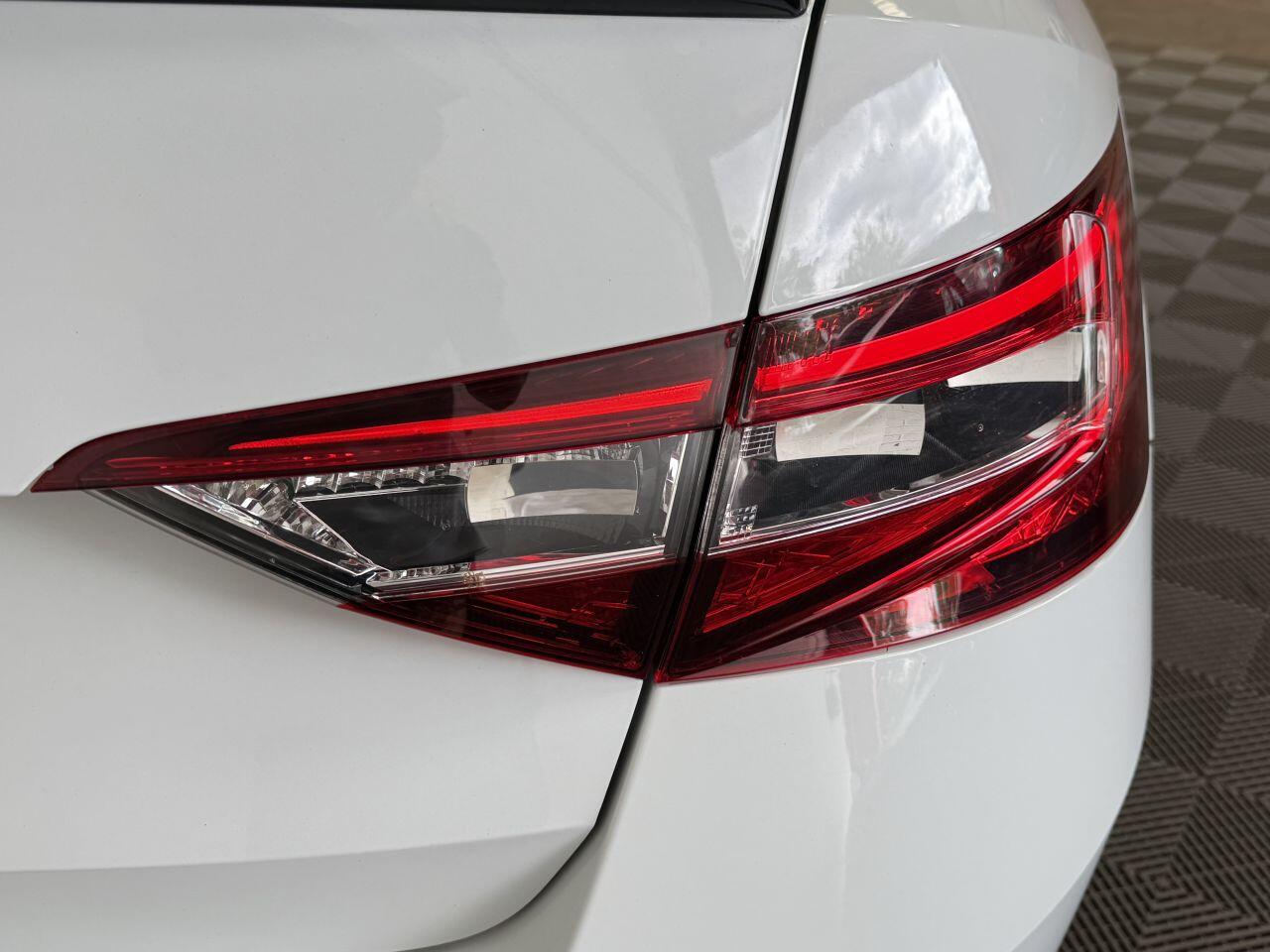 Skoda Superb view 28