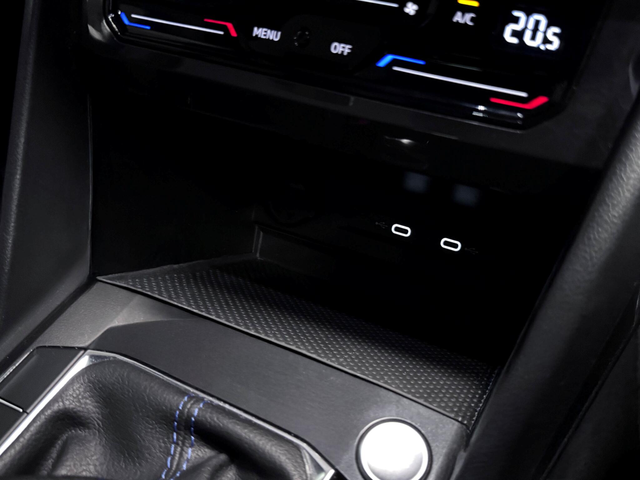 Volkswagen Tiguan view 32
