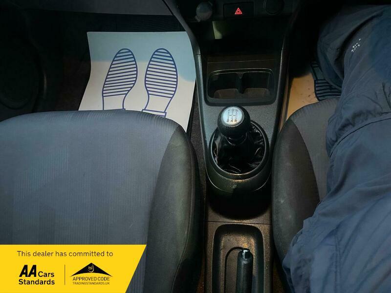 2014 Suzuki Alto image 40