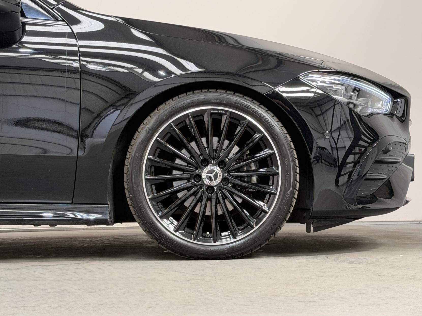 Mercedes-Benz Cla view 19
