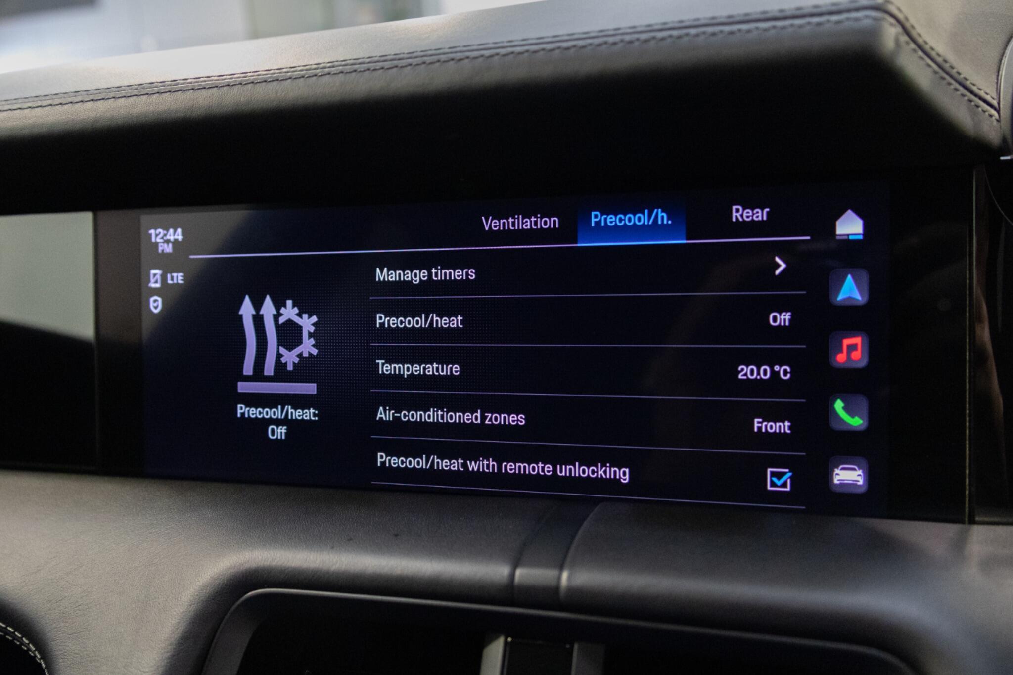 Porsche Taycan view 36