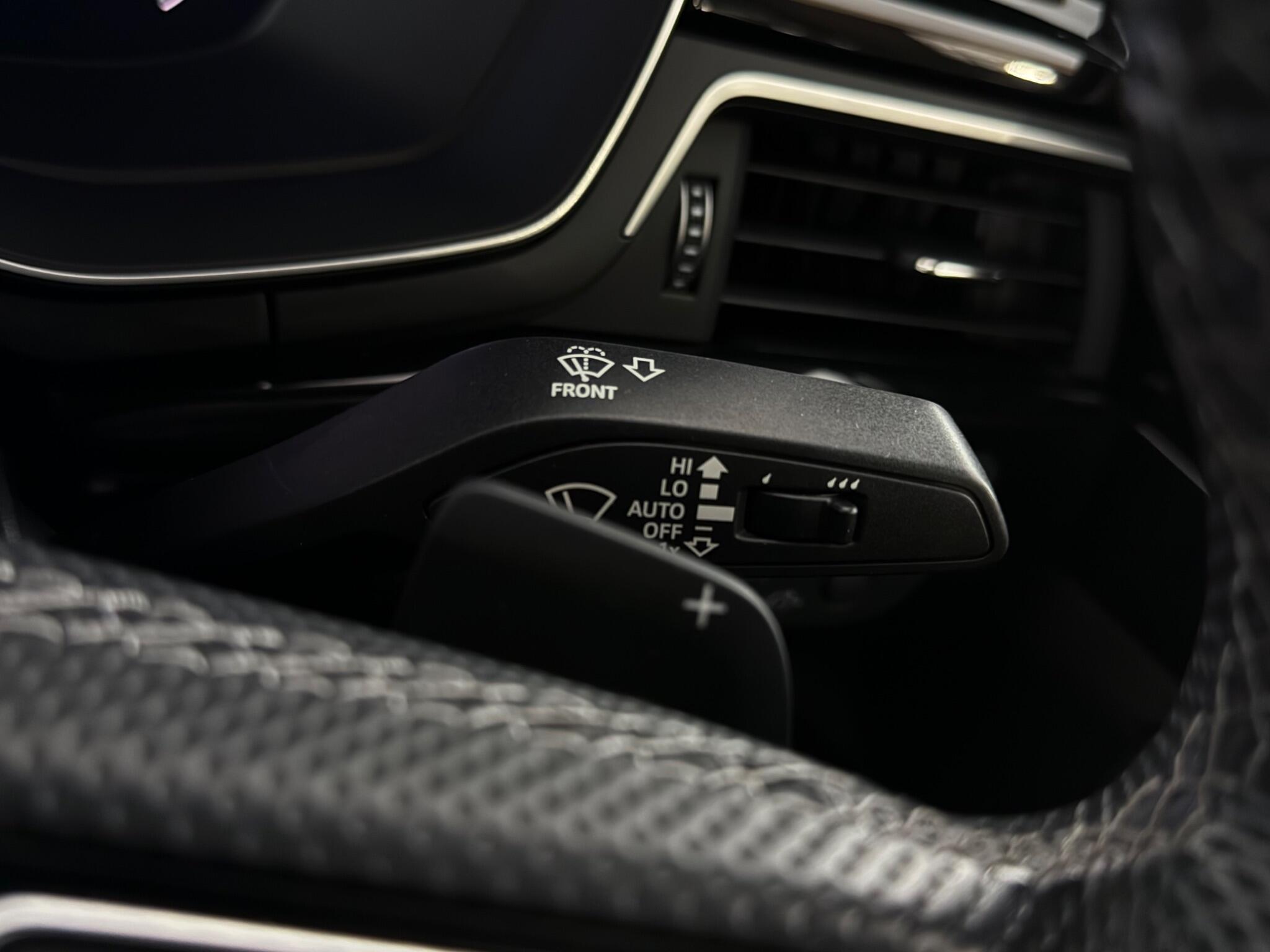 Audi A4 view 18