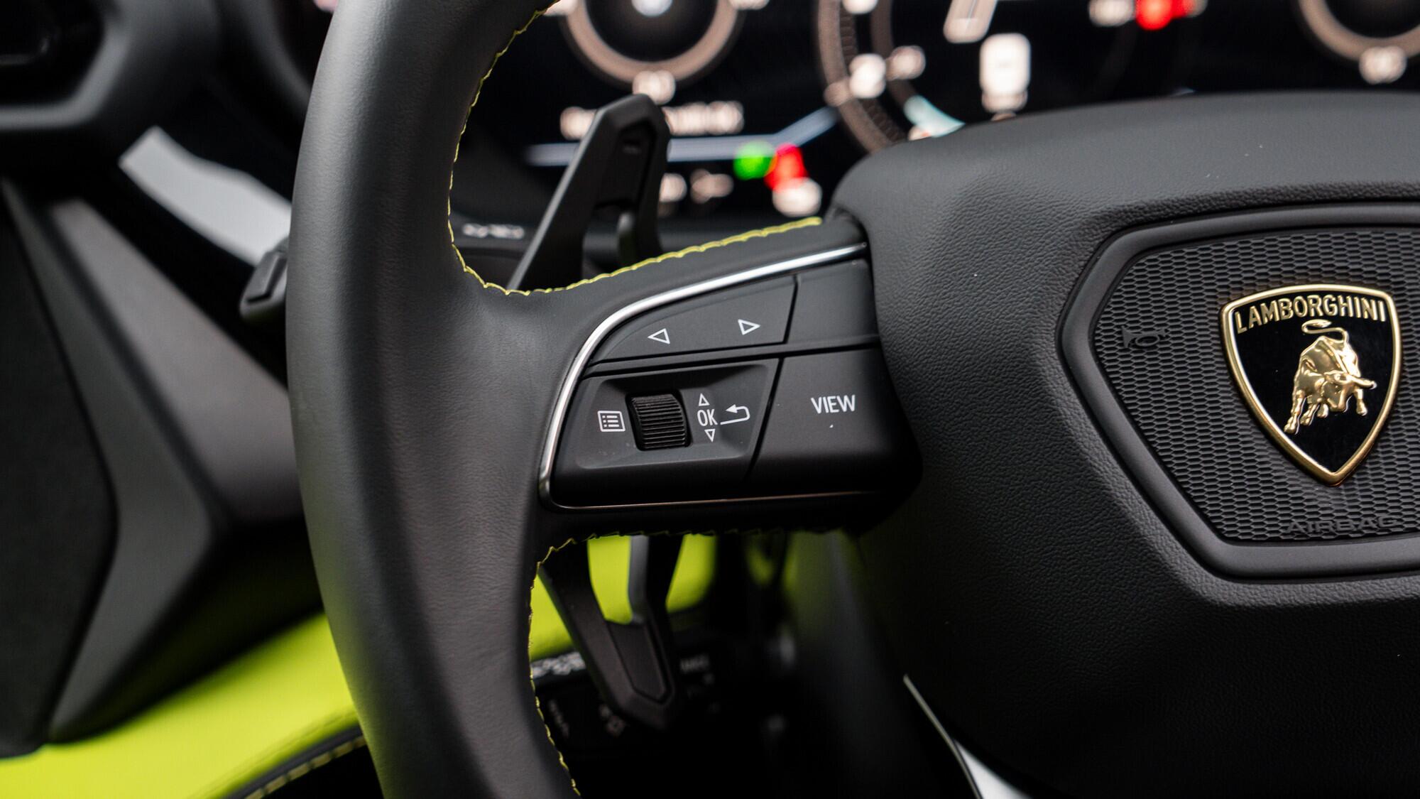 Lamborghini Urus view 24