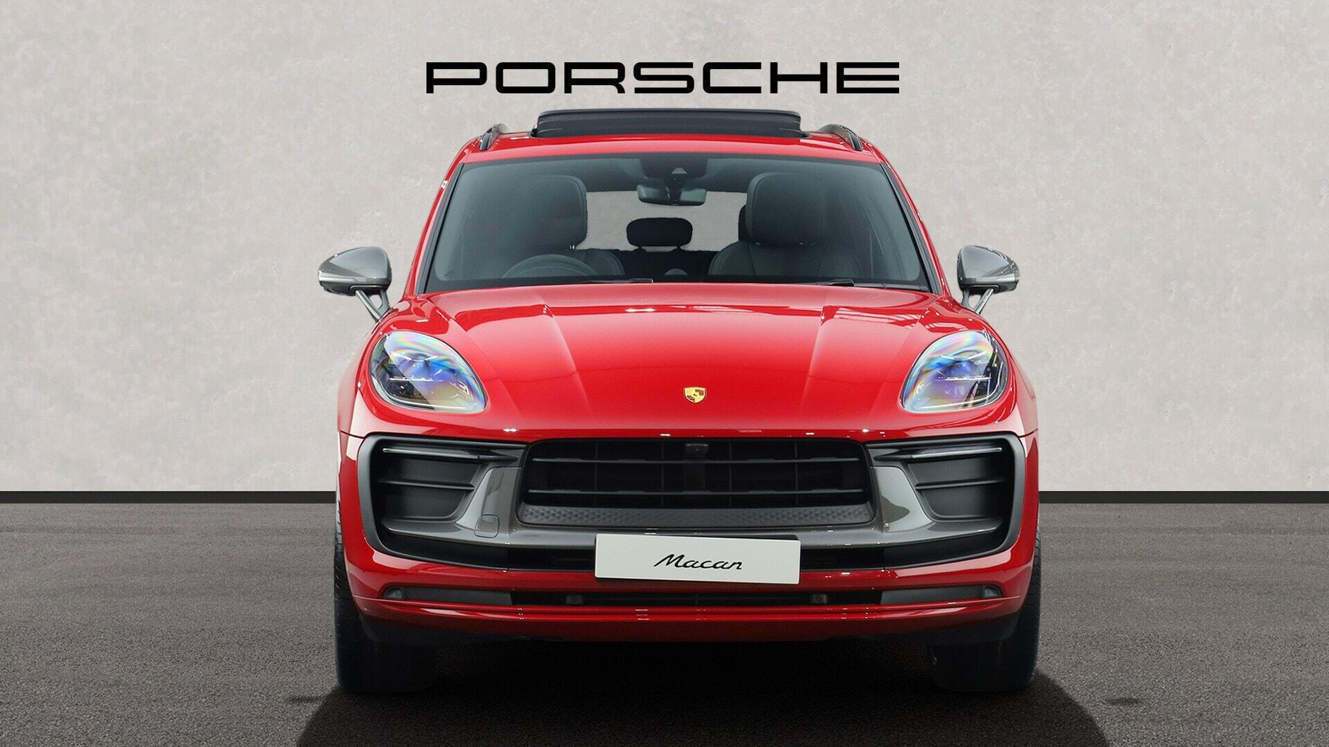 Porsche Macan view 5