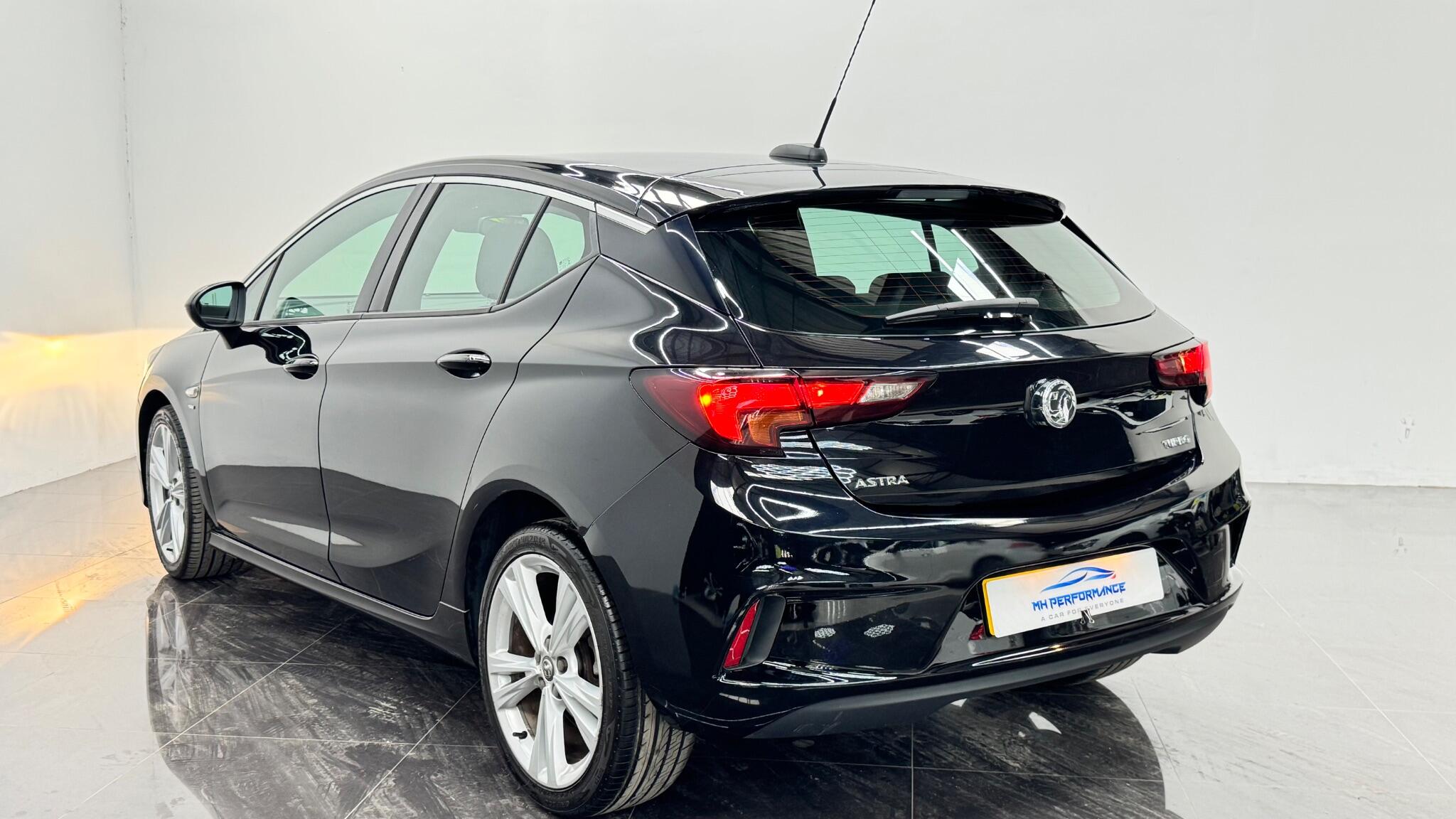 Vauxhall Astra view 30