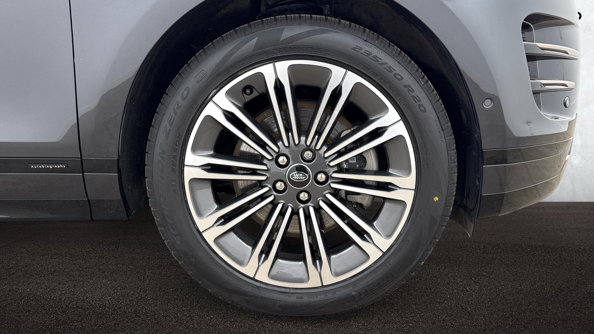 Land Rover Range Rover Evoque view 8