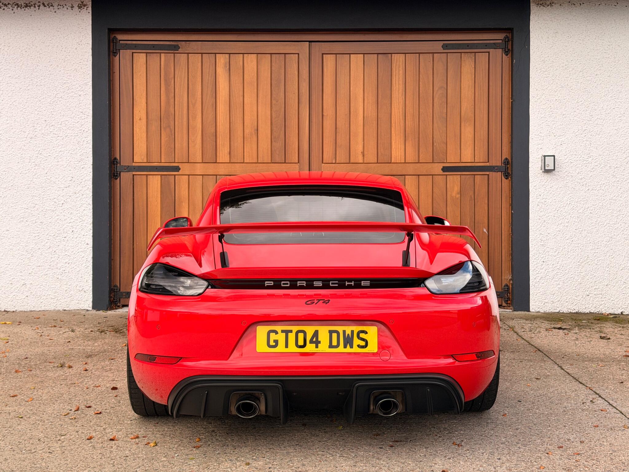 Porsche Cayman view 6