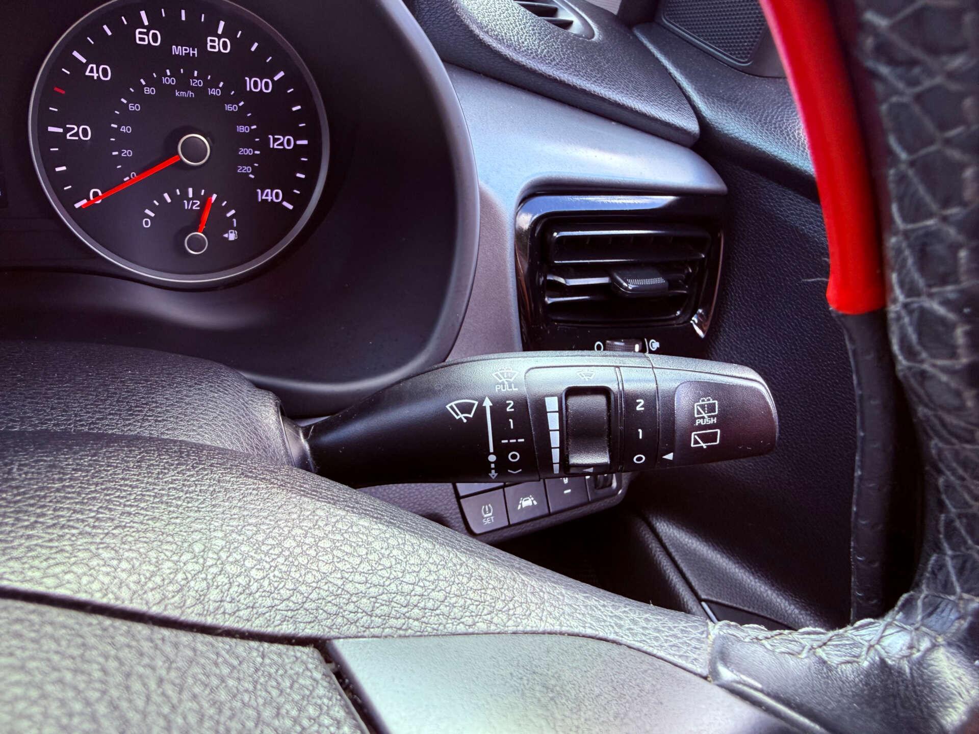 Kia Rio view 44