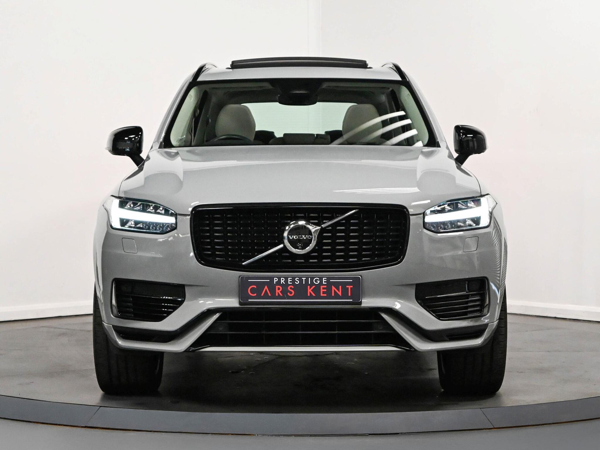 Volvo XC90 view 23