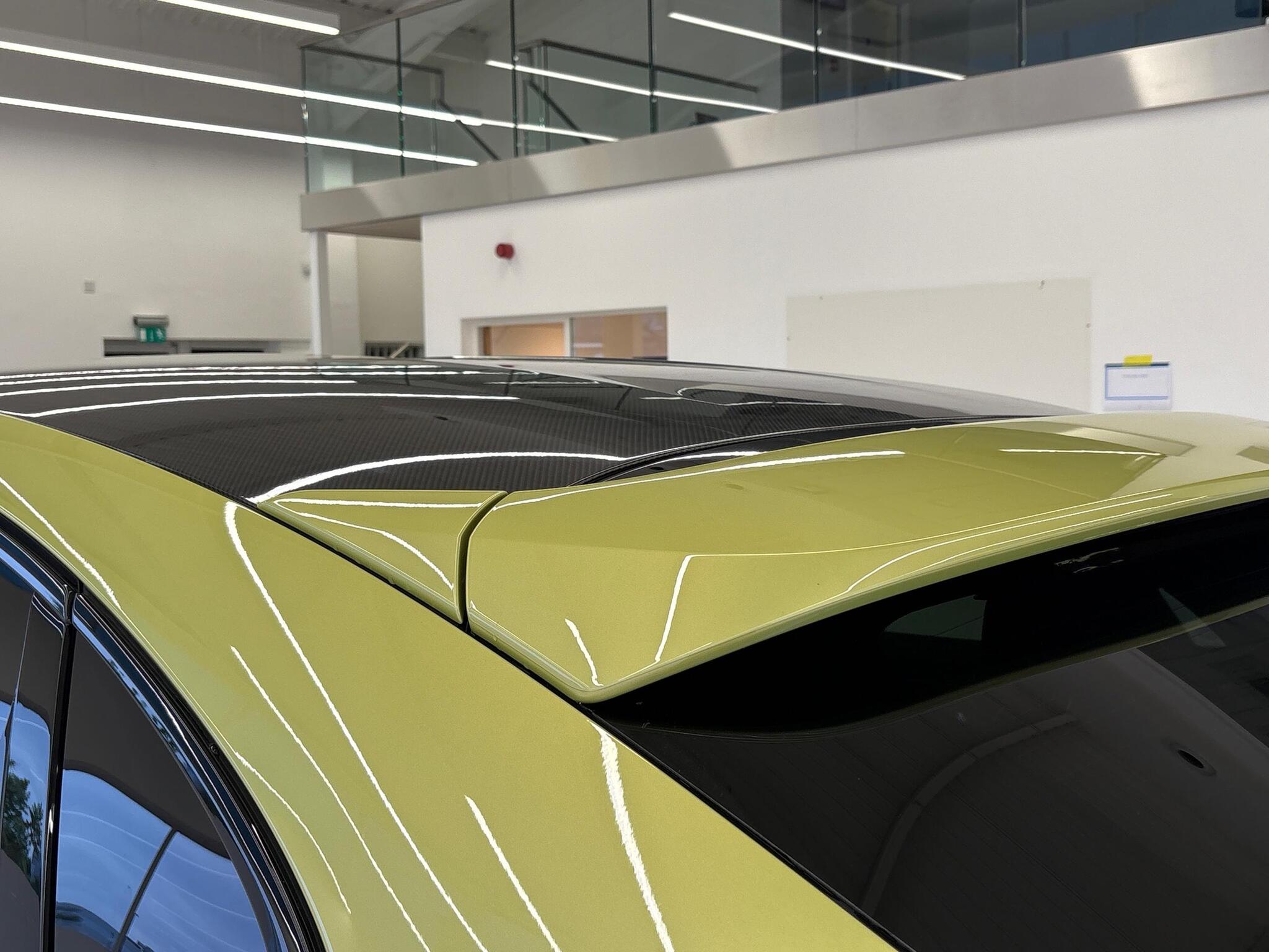Porsche Cayenne view 32