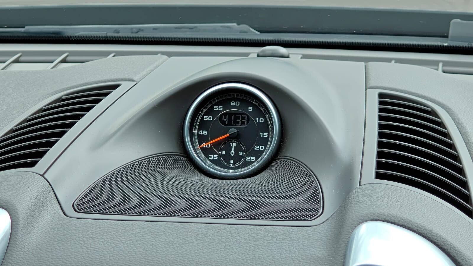 Porsche Cayenne view 18