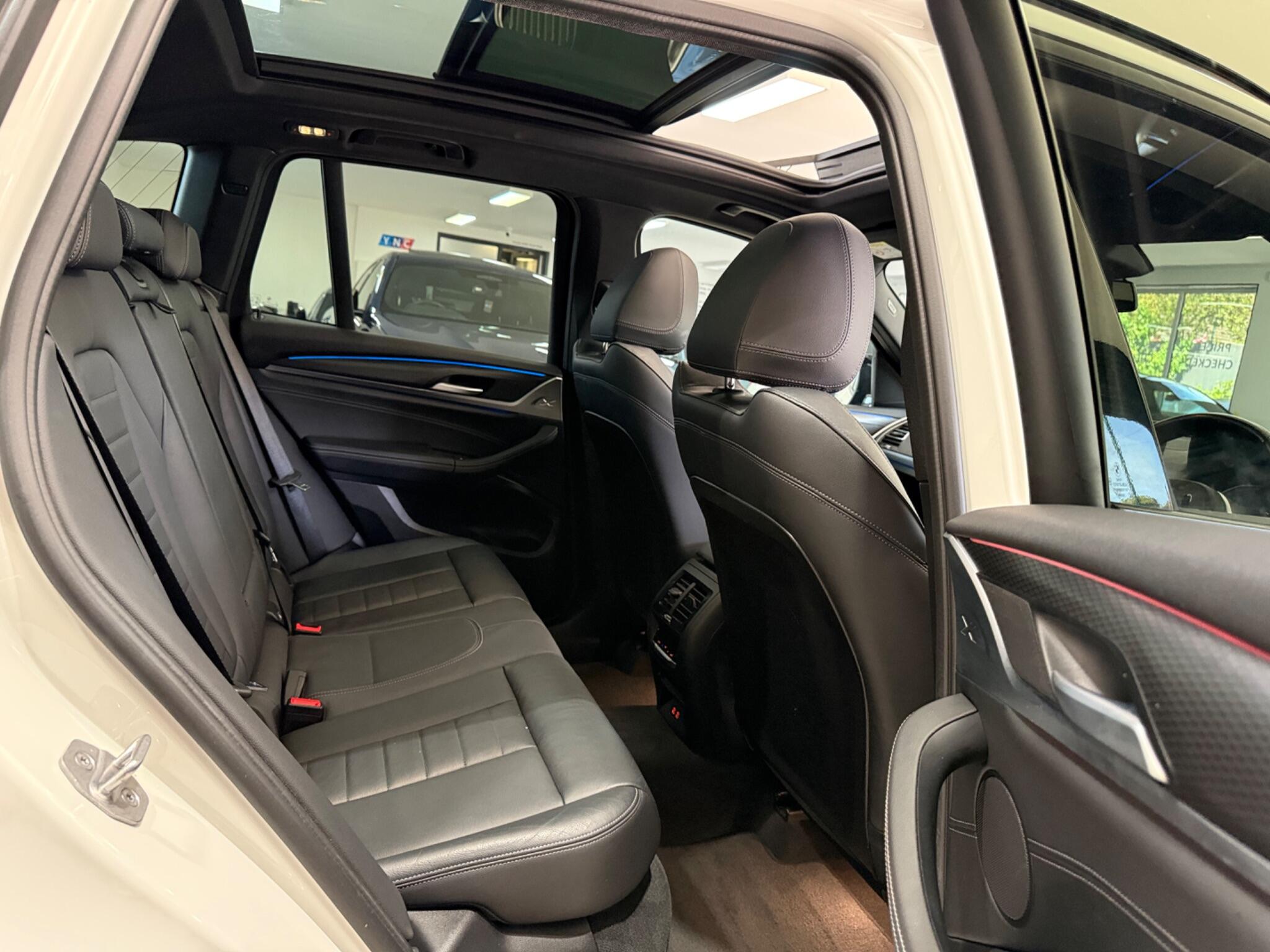 BMW X3 view 29