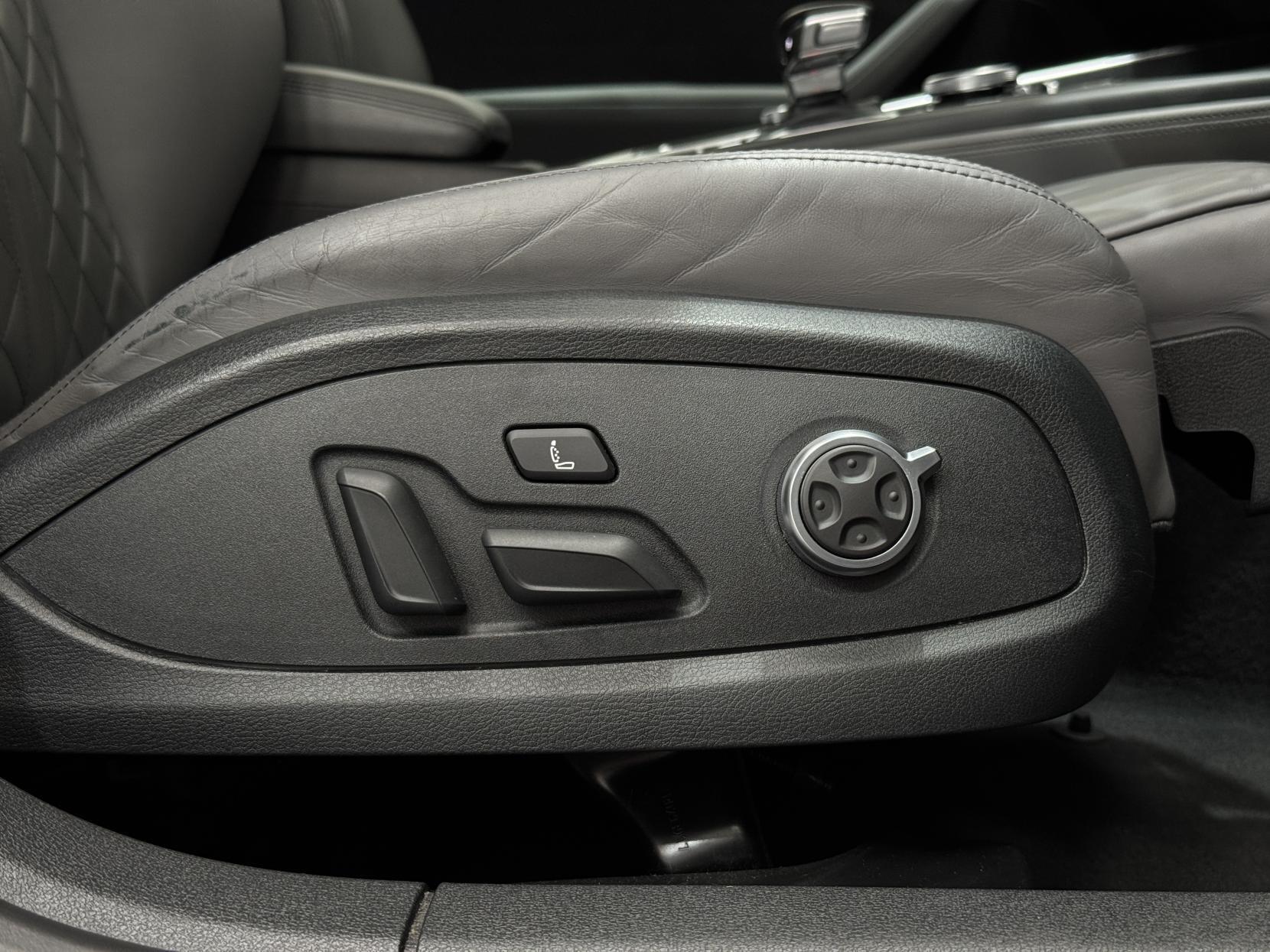 Audi S5 view 20