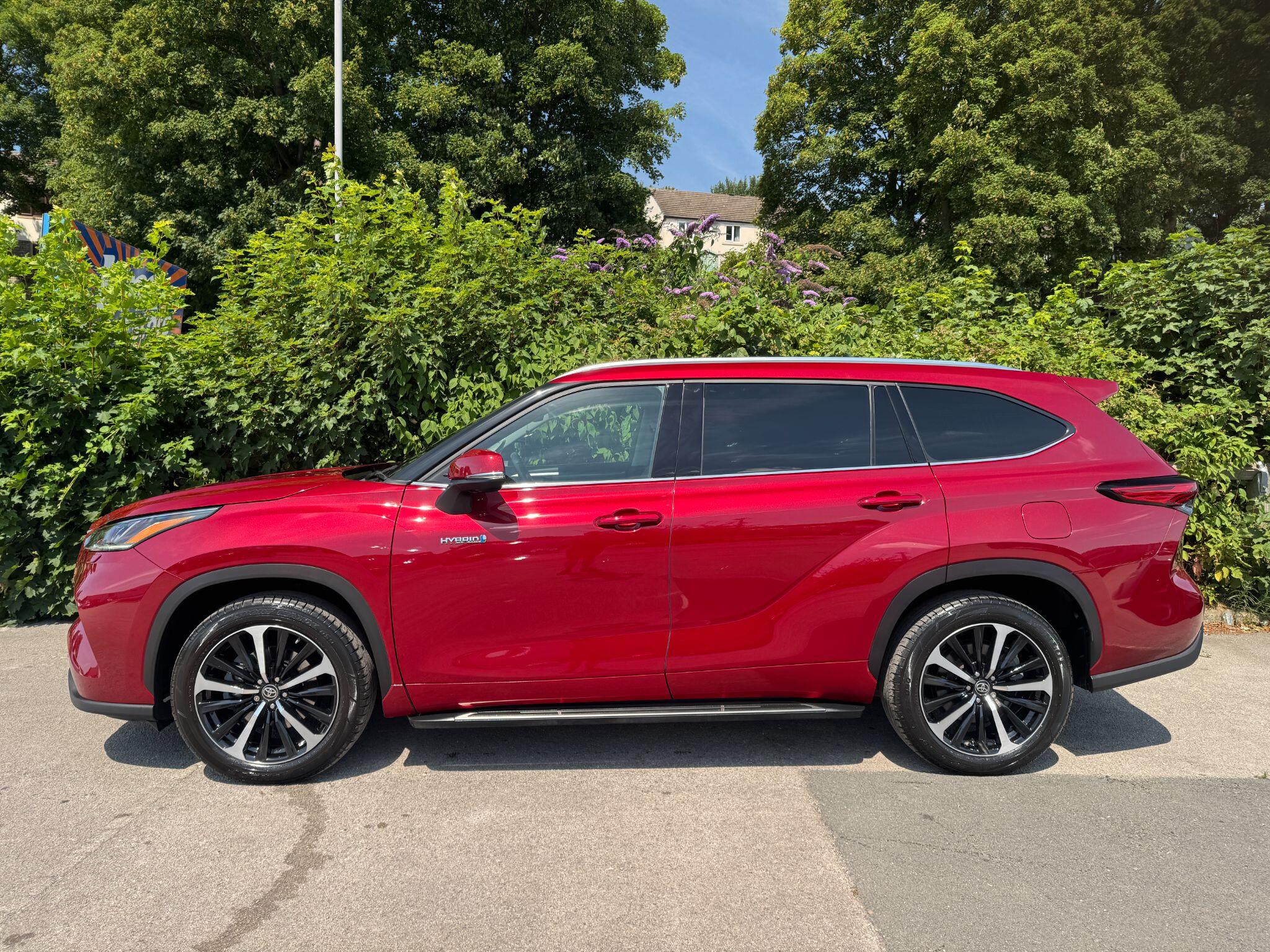 Toyota Highlander view 8