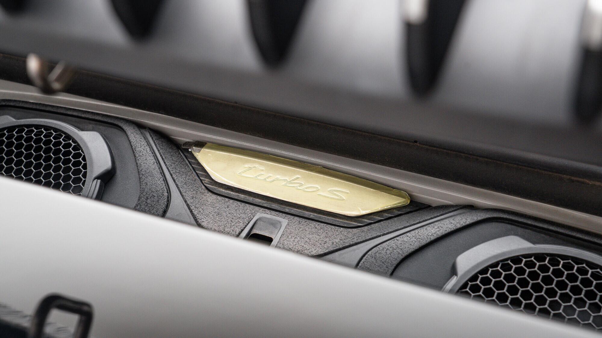 Porsche 911 view 62