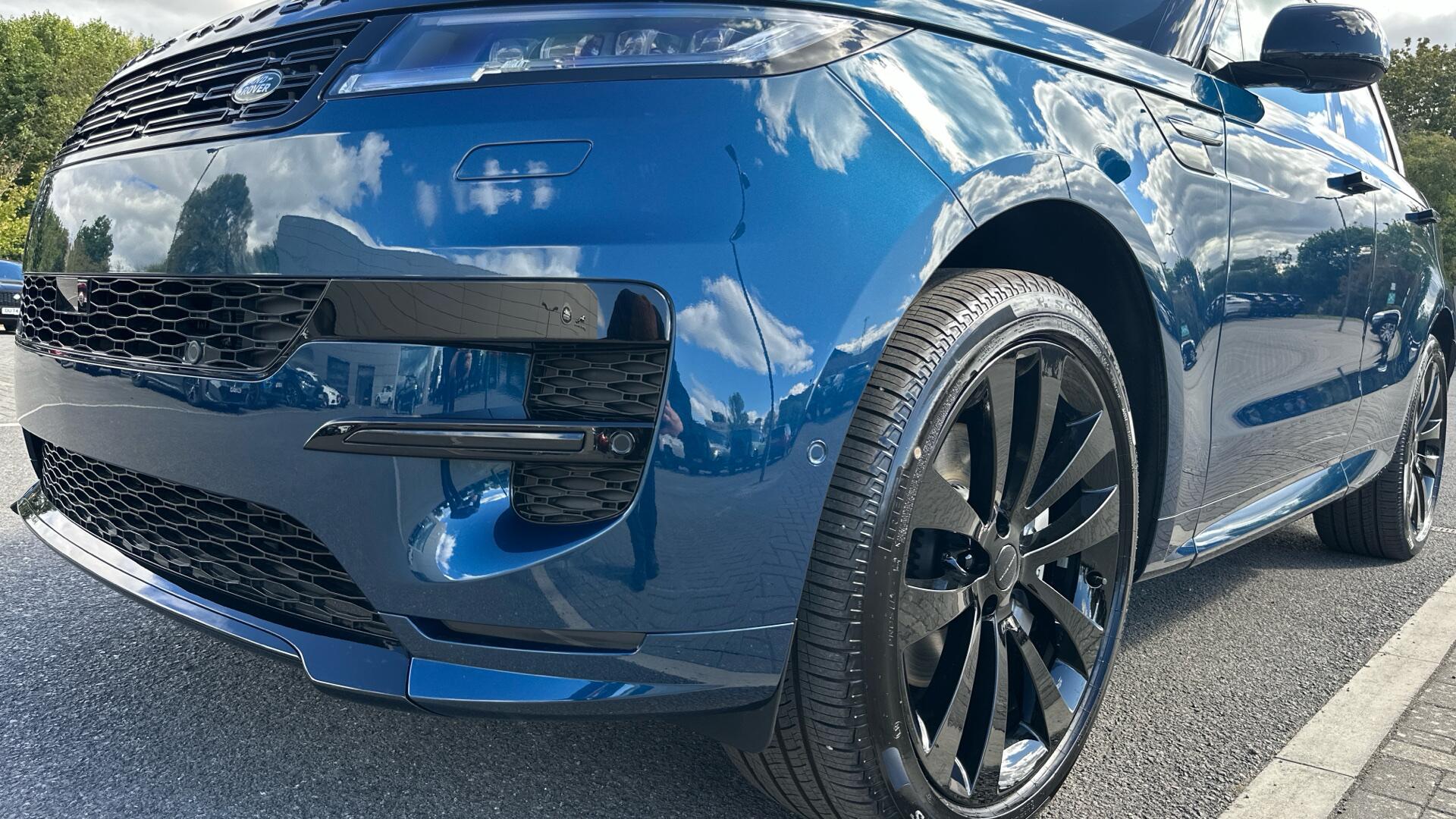 Land Rover Range Rover Sport view 24