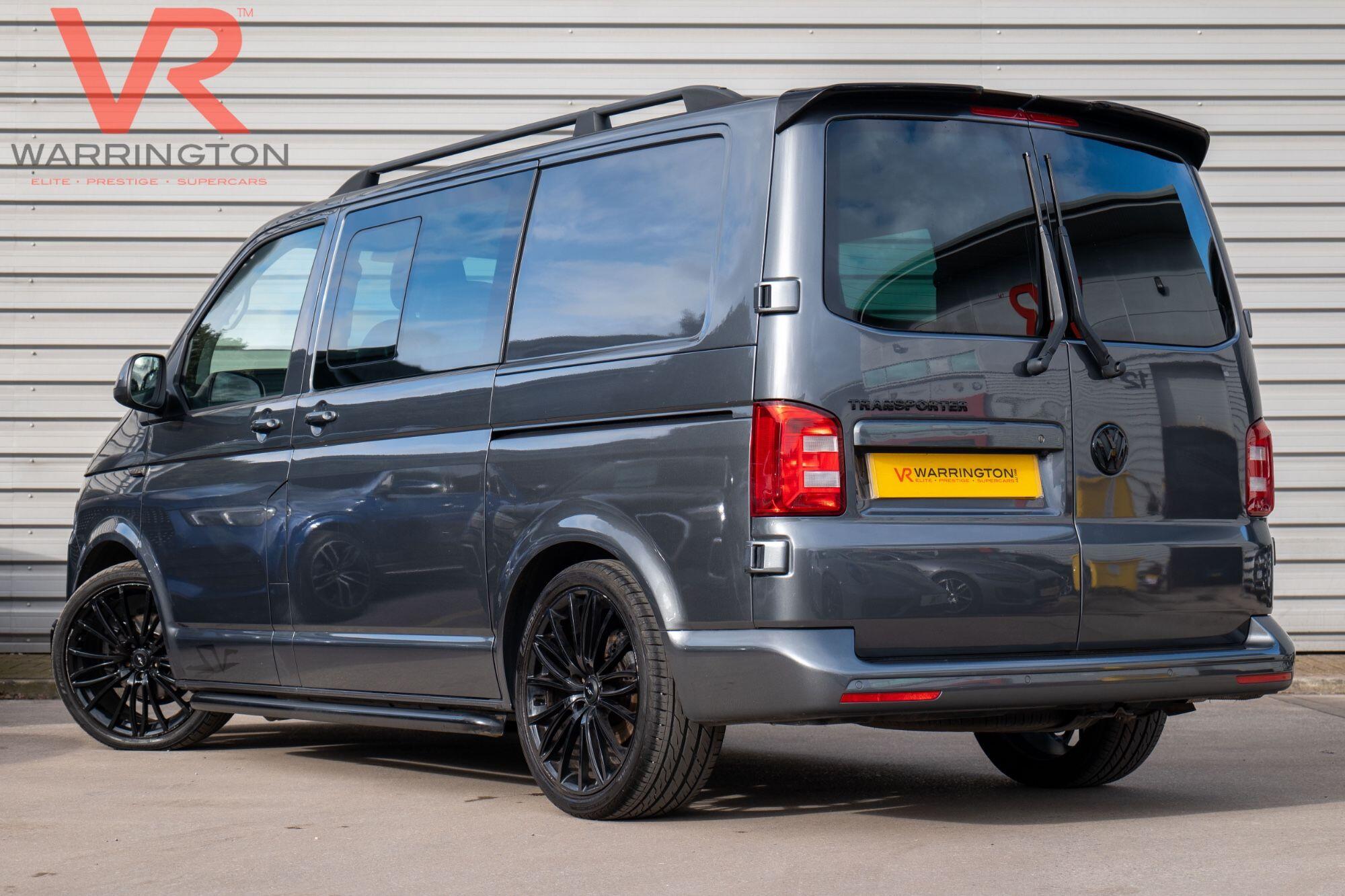 Volkswagen Transporter view 15