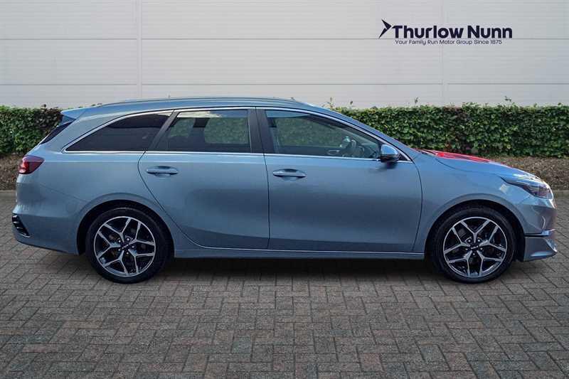 Kia Ceed view 2