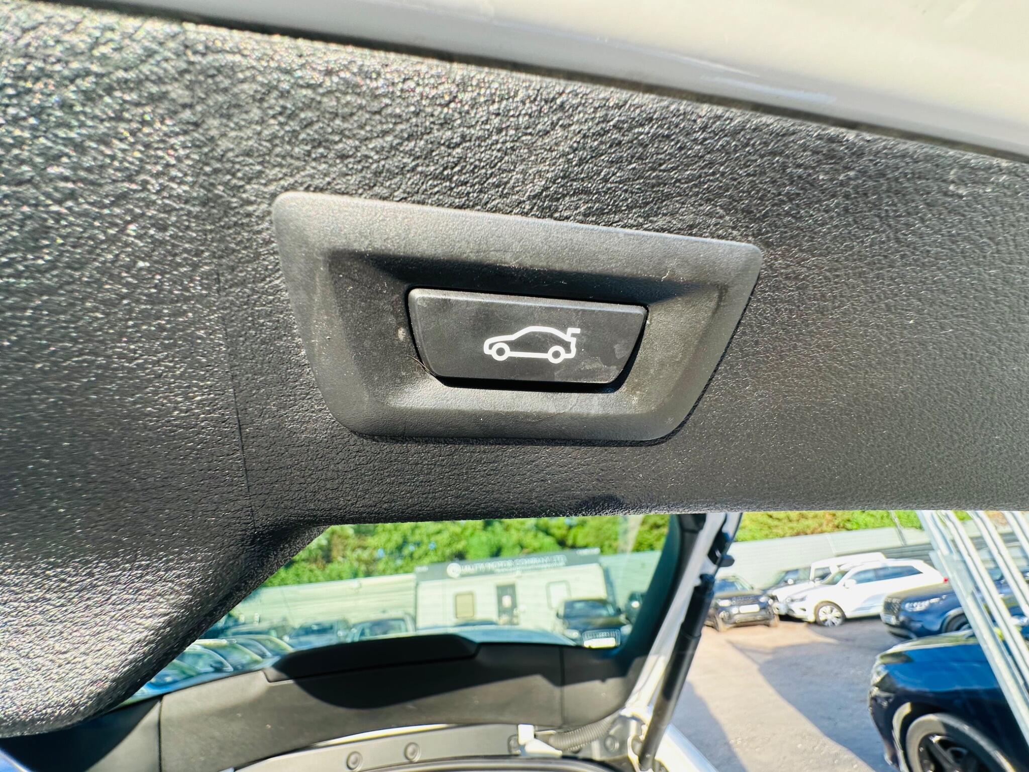 BMW X6 view 73