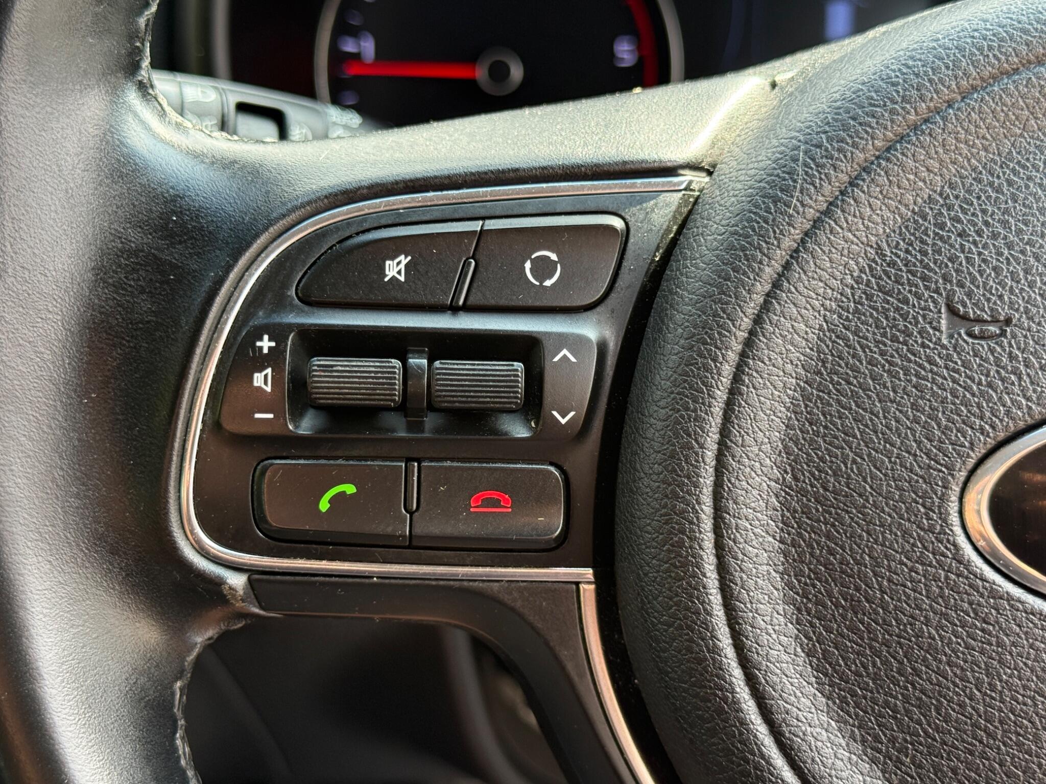 Kia Sportage - Image 62