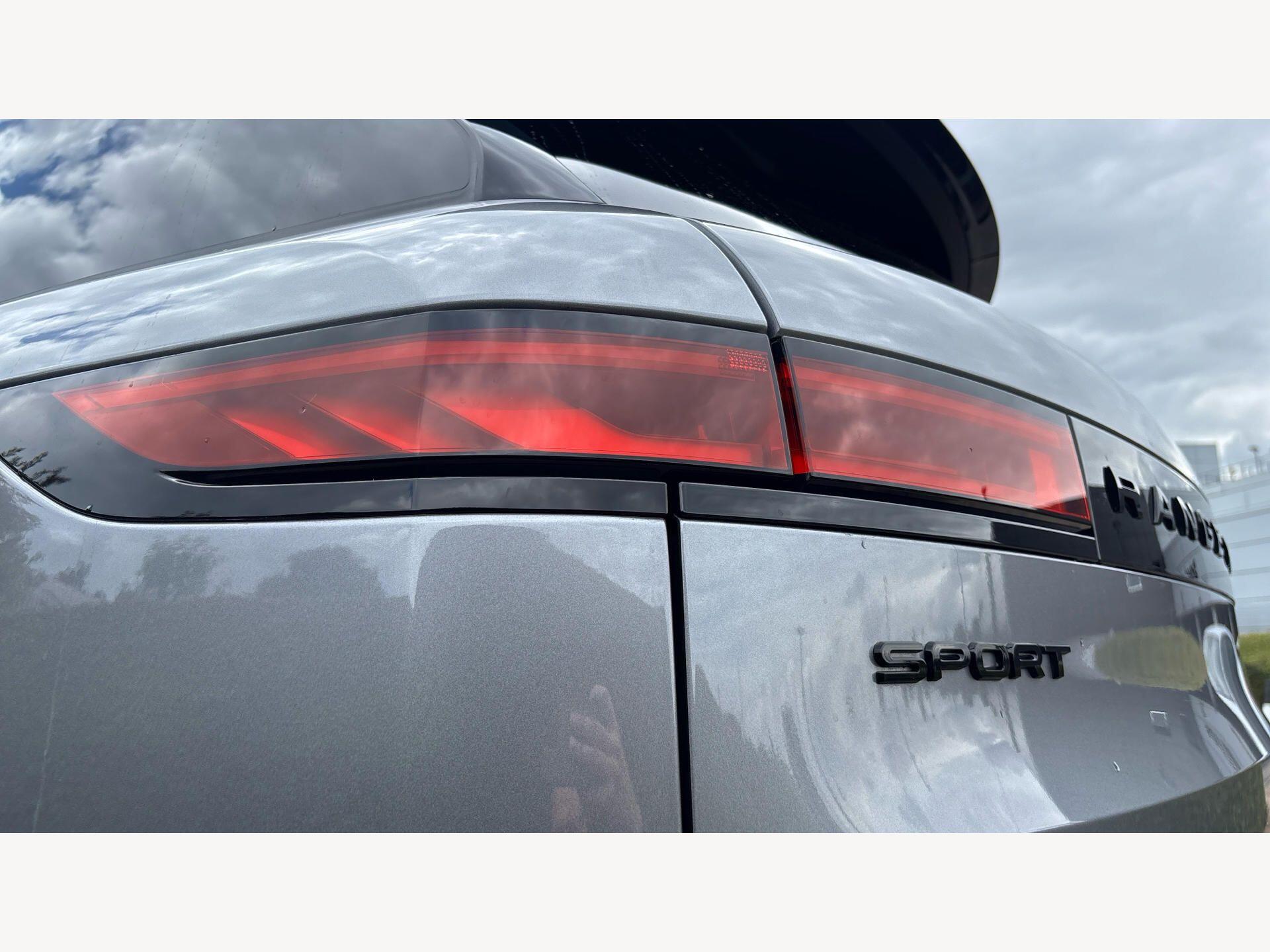 Land Rover Range Rover Sport view 23