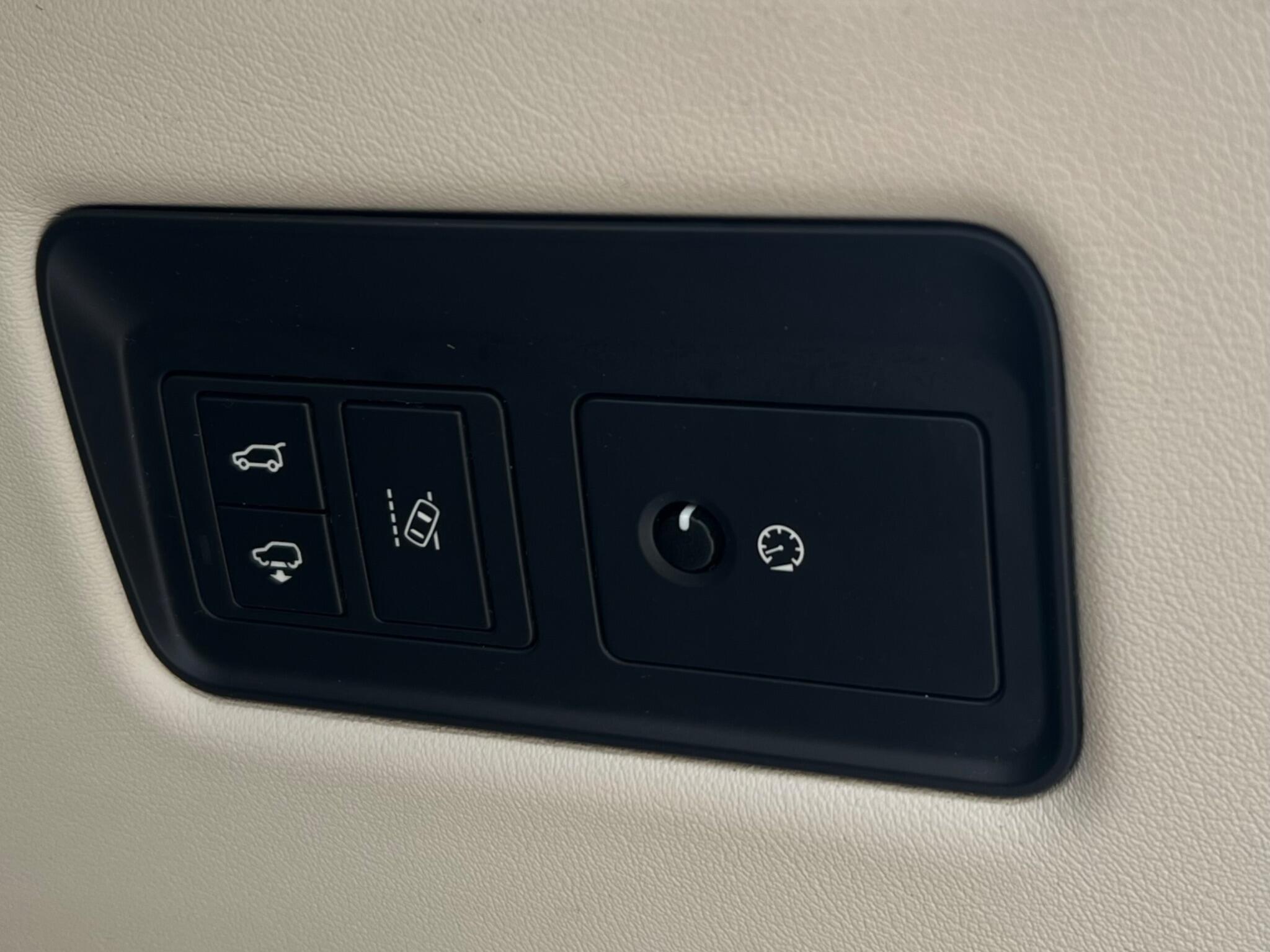 Land Rover Range Rover Sport view 63